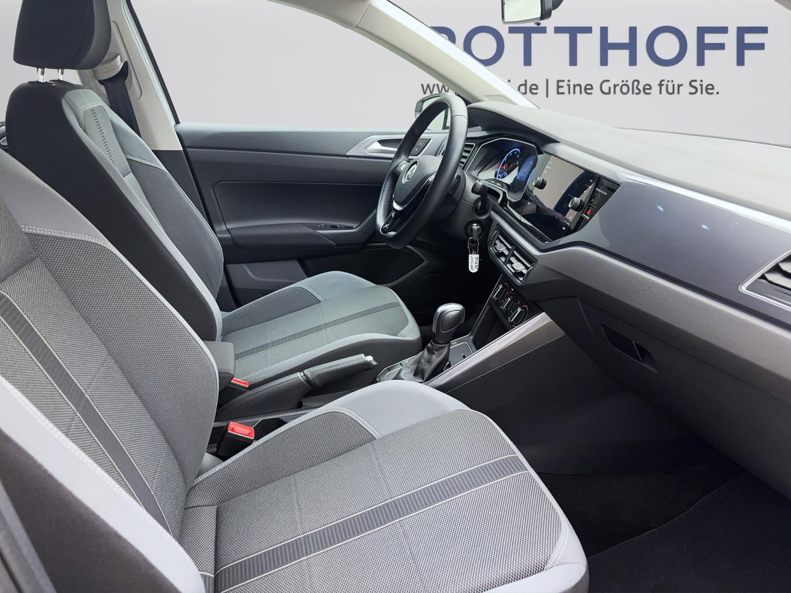 Volkswagen Polo 1.0 TSI DSG Highline PDC Navi Sitzhzg Klima