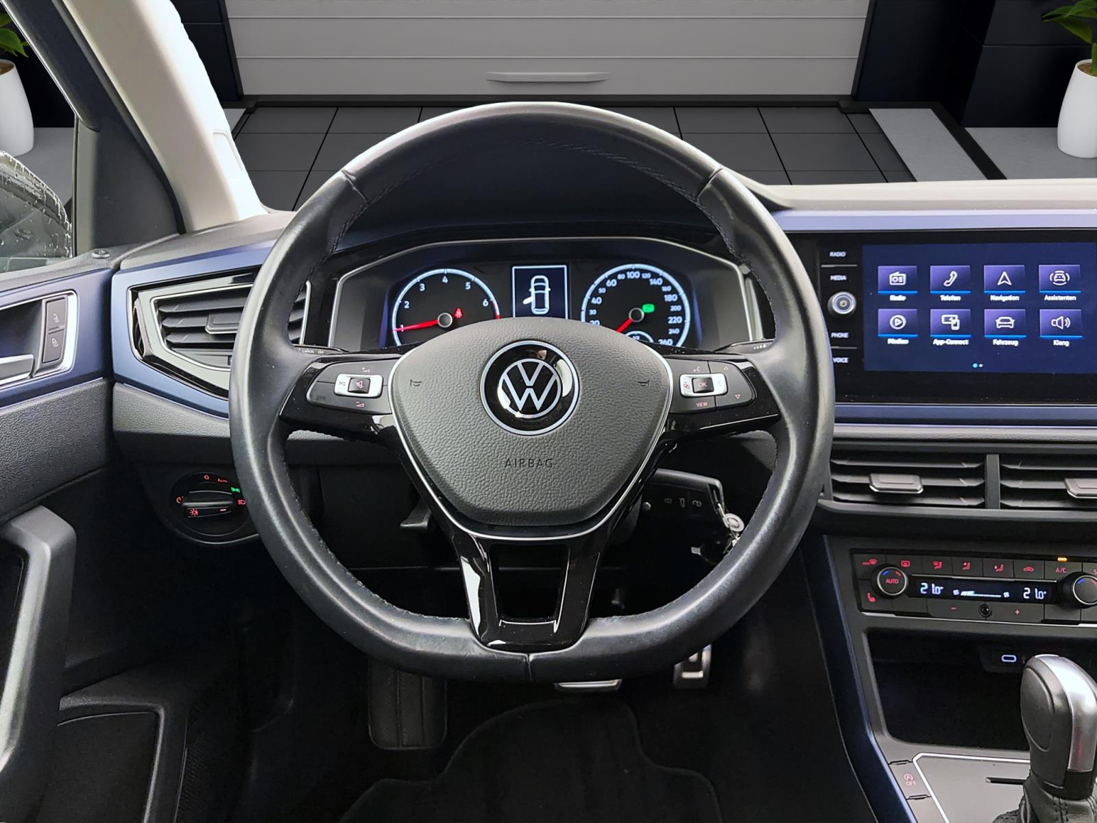 Volkswagen Polo 1.0 TSI DSG UnitedSitzhzg Climatronic PDC GRA FrontAssist