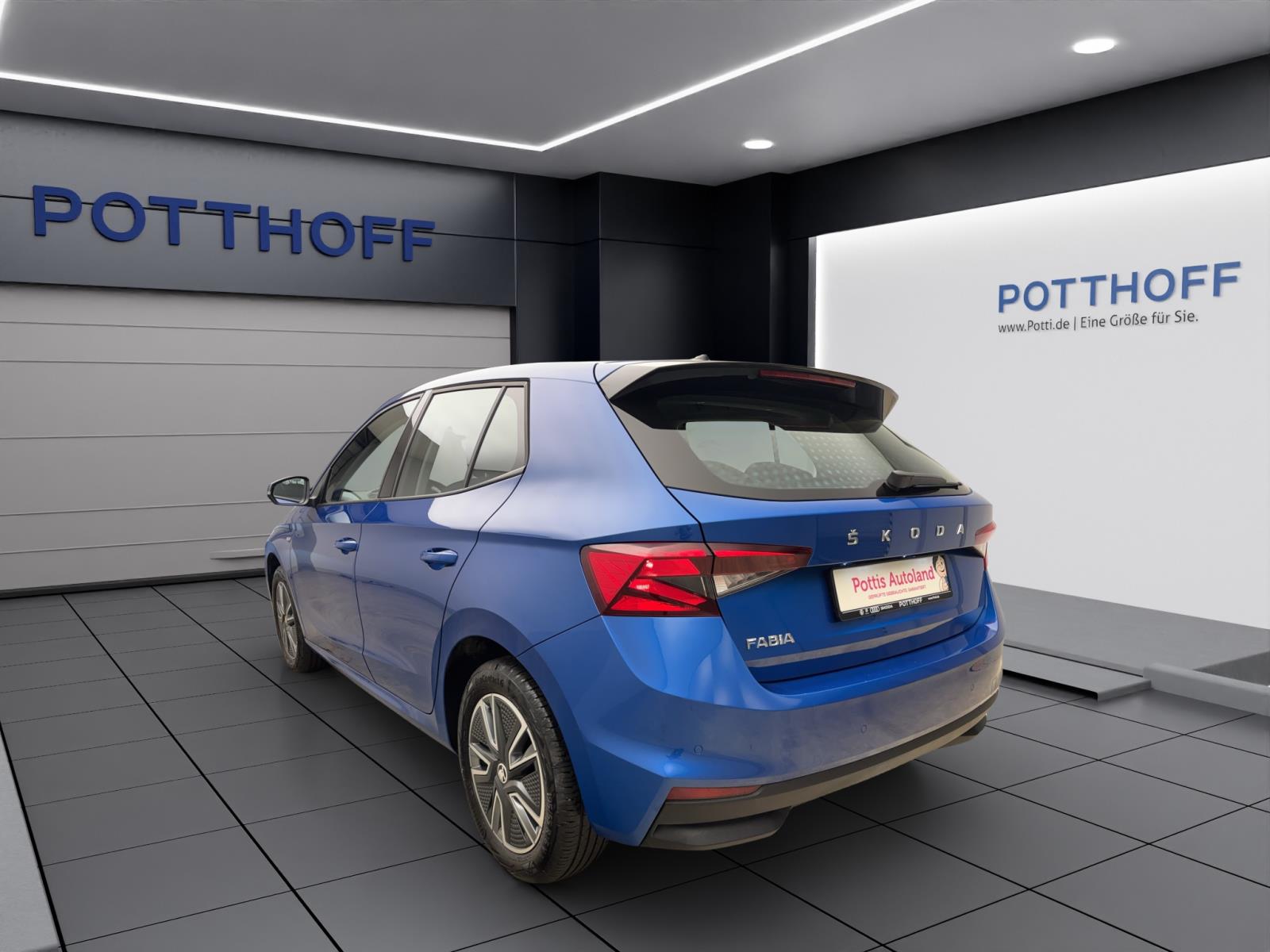 Skoda Fabia 1.0 TSI Tour Navi LED LaneAssist Sitzhzg PDC