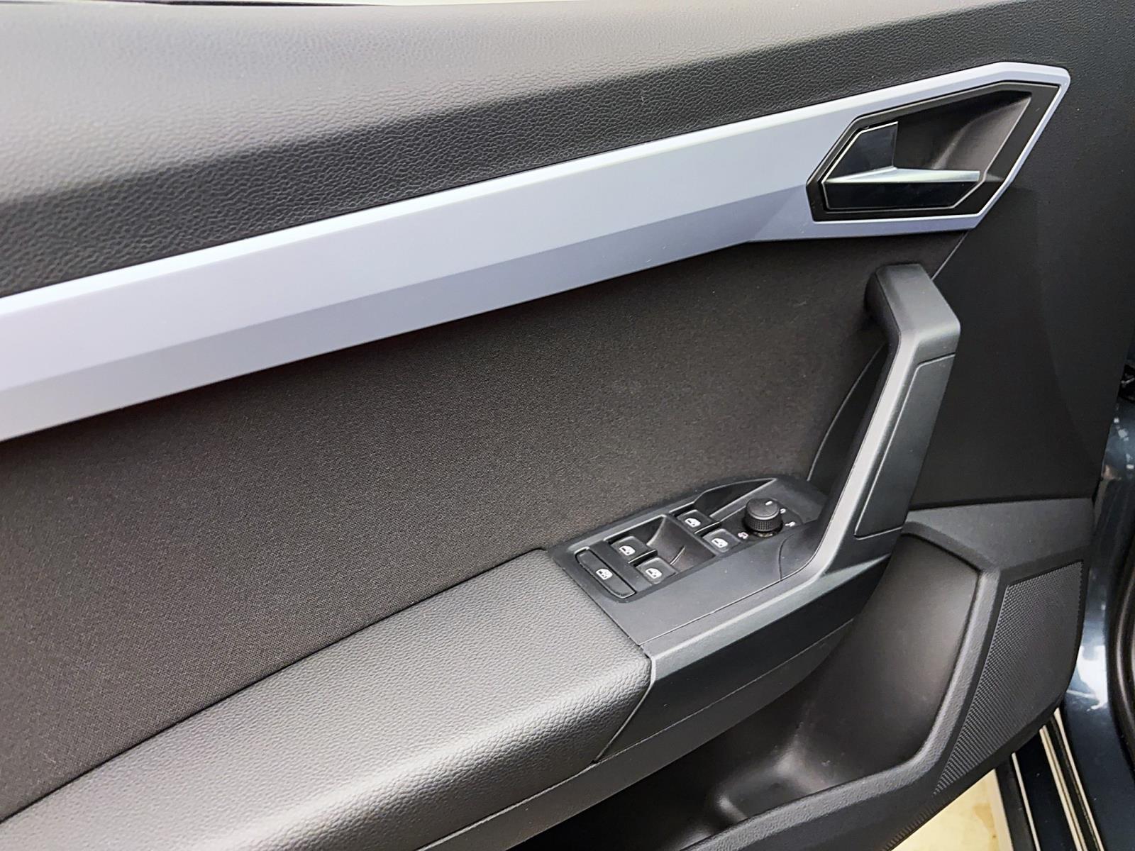 Seat Arona 1.0 TSI DSG FRACC ParkAssist Kamera LED Navi Winter