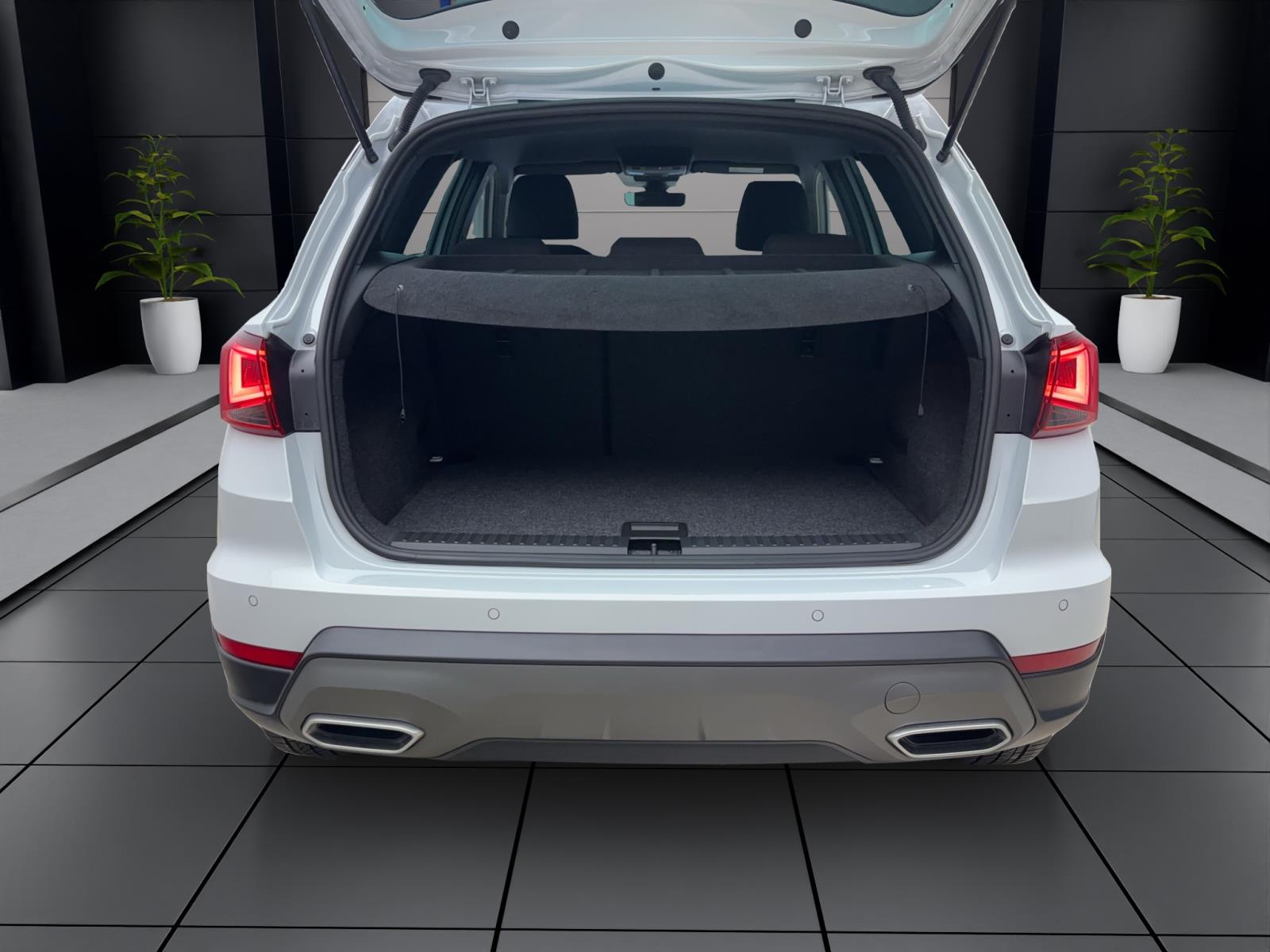 Seat Arona 1.0 TSI FR Navi LED ACC Sitzhzg DAB+