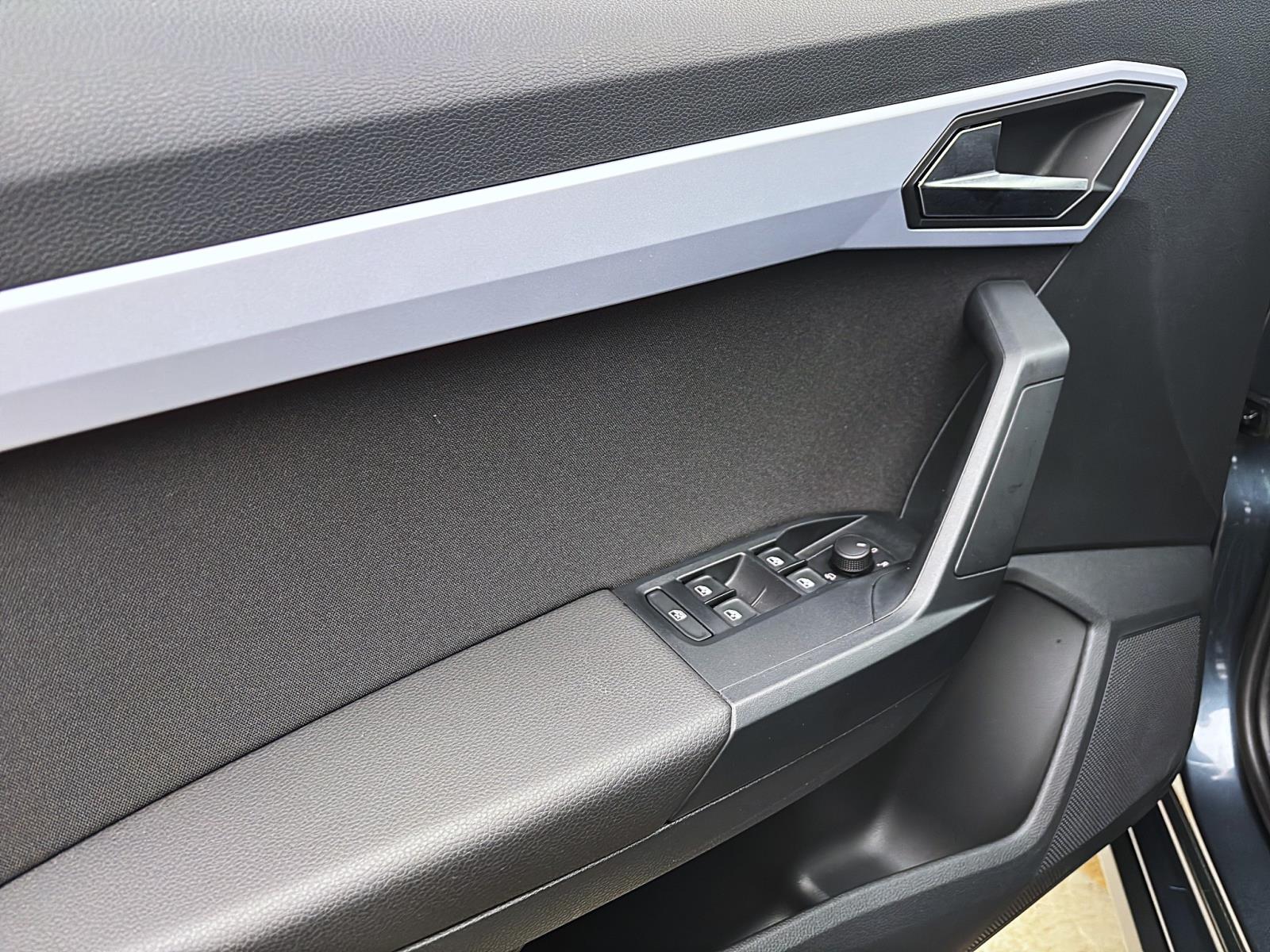Seat Arona 1.0 TSI FR ACC ParkAssist Kamera LED Navi Sitzhzg