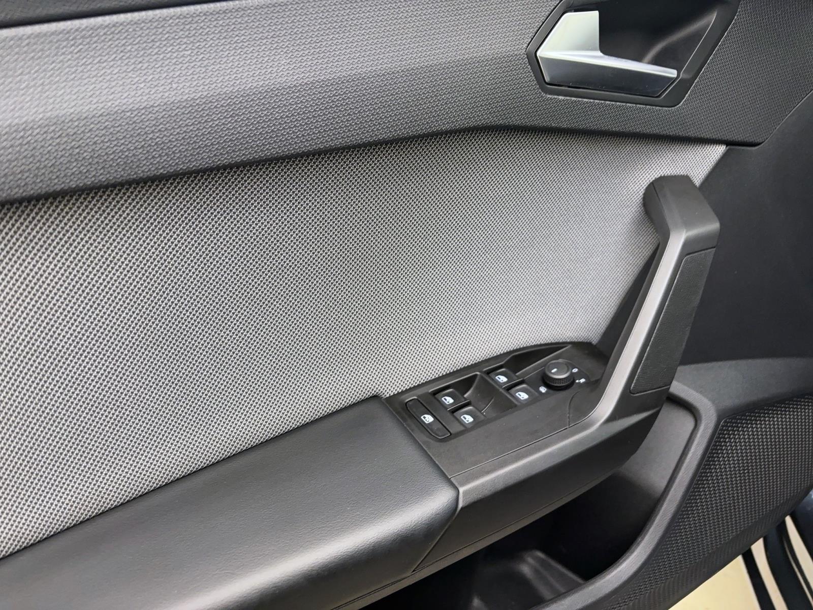 Seat Leon 1.5 eTSI DSG Sportstourer StyleNavi LED Kamera Sitzhzg GRA