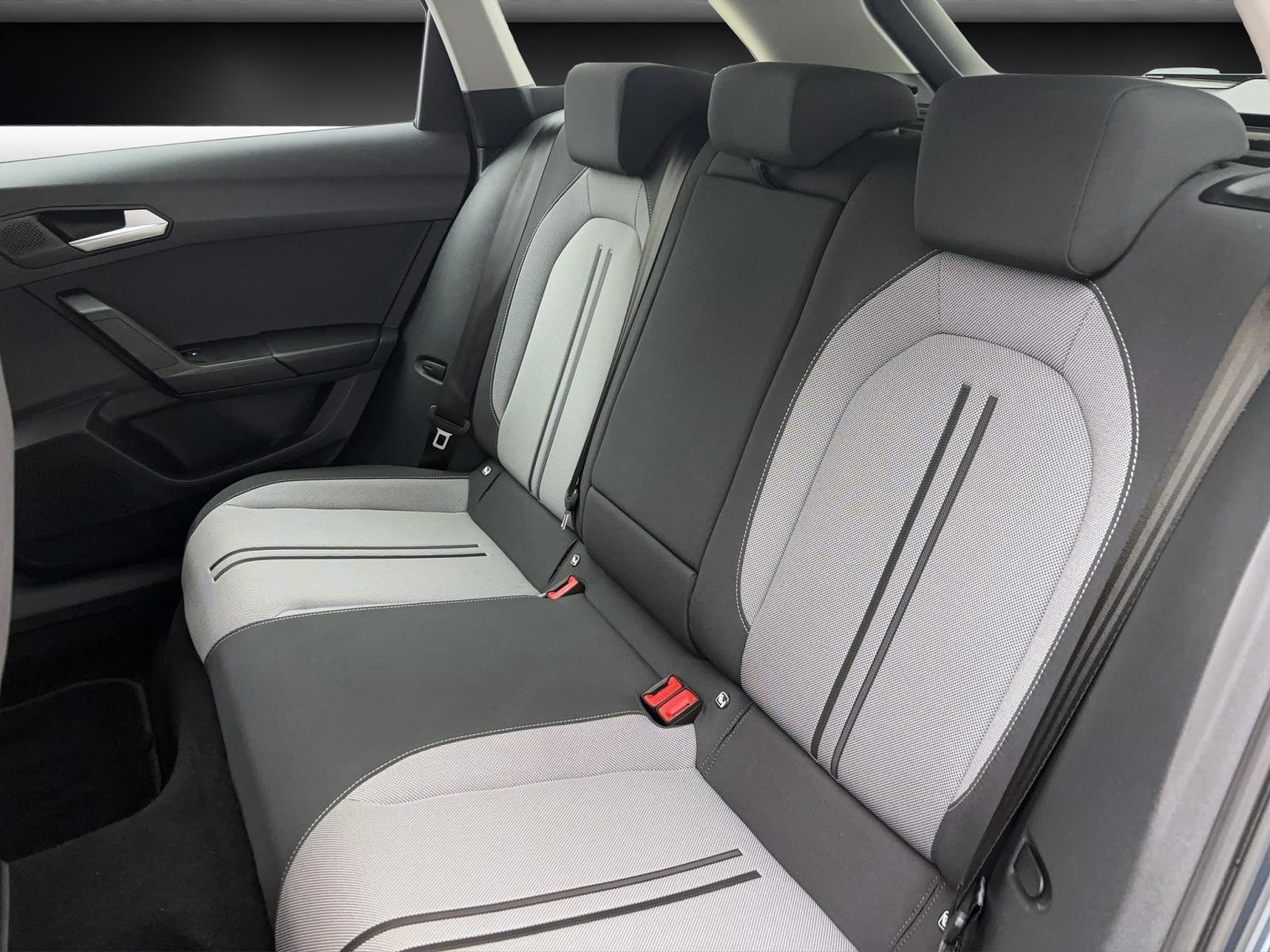 Seat Leon 1.5 eTSI DSG Sportstourer StyleNavi LED Kamera Sitzhzg GRA
