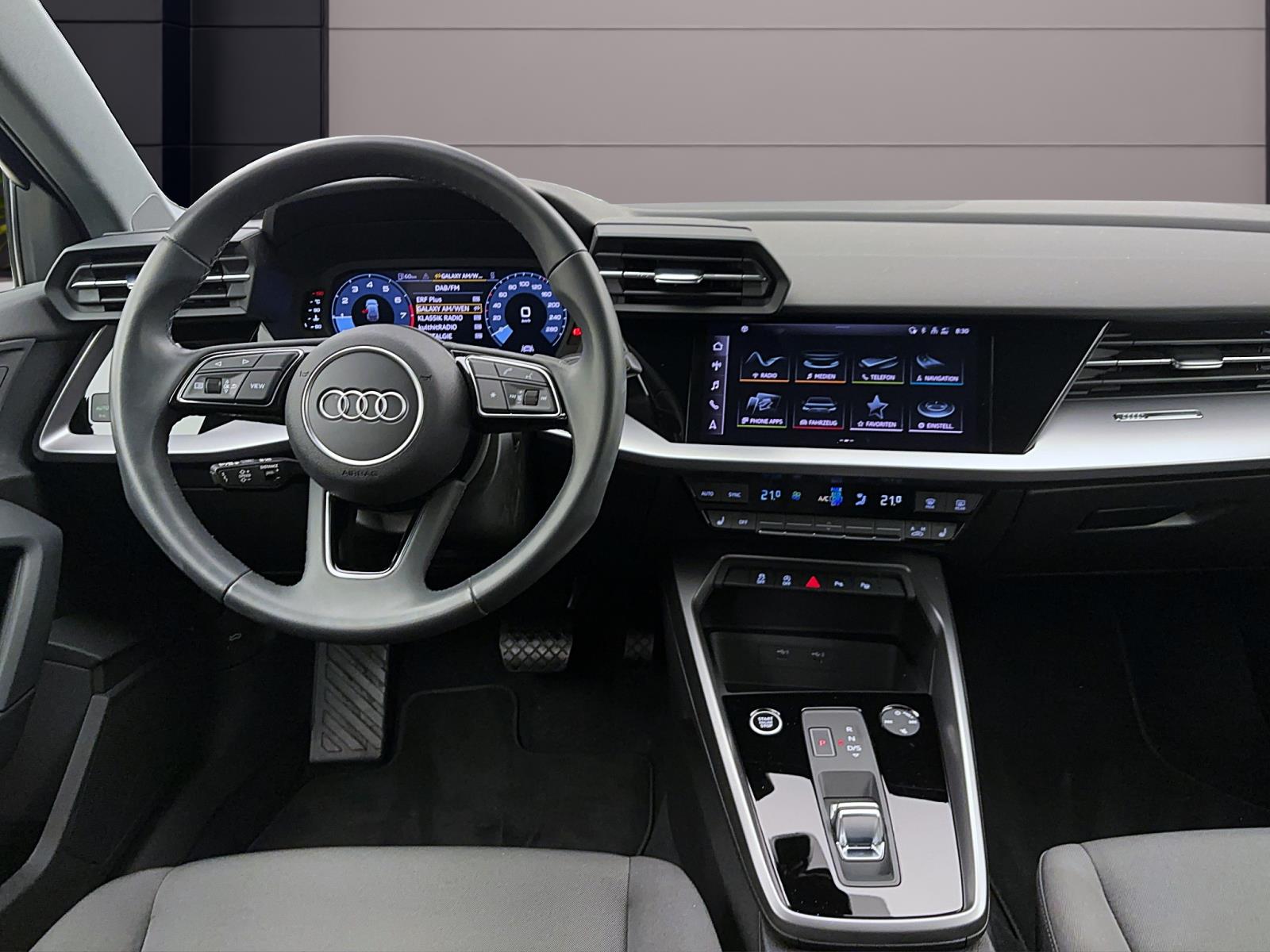Audi A3 Sportback 35 TFSI advancedParkAssist Sitzhzg Tempo Klima