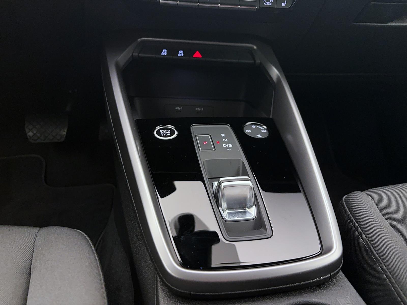 Audi A3 Sportback 35 TFSI PDC Sitzhzg Klima Tempo