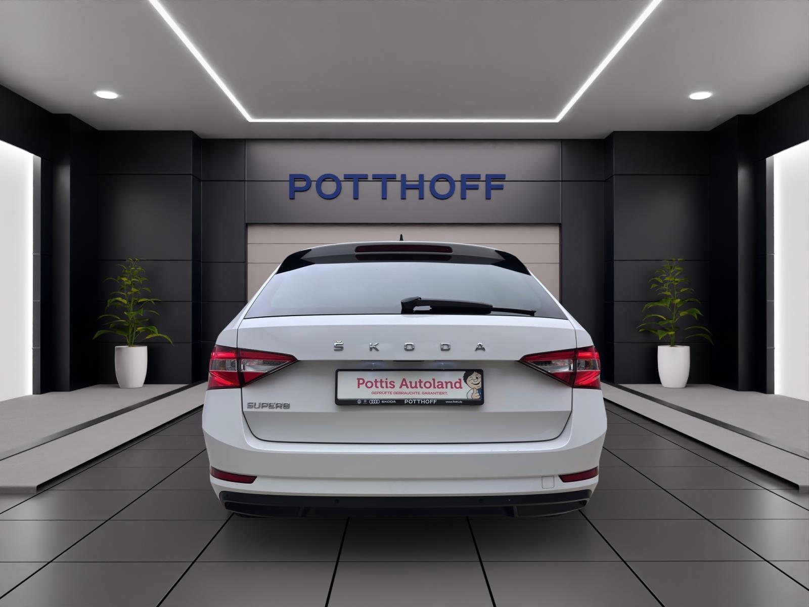 Skoda Superb Combi 2.0 TDI DSG Ambition Navi ACC SideAssist LightAssist