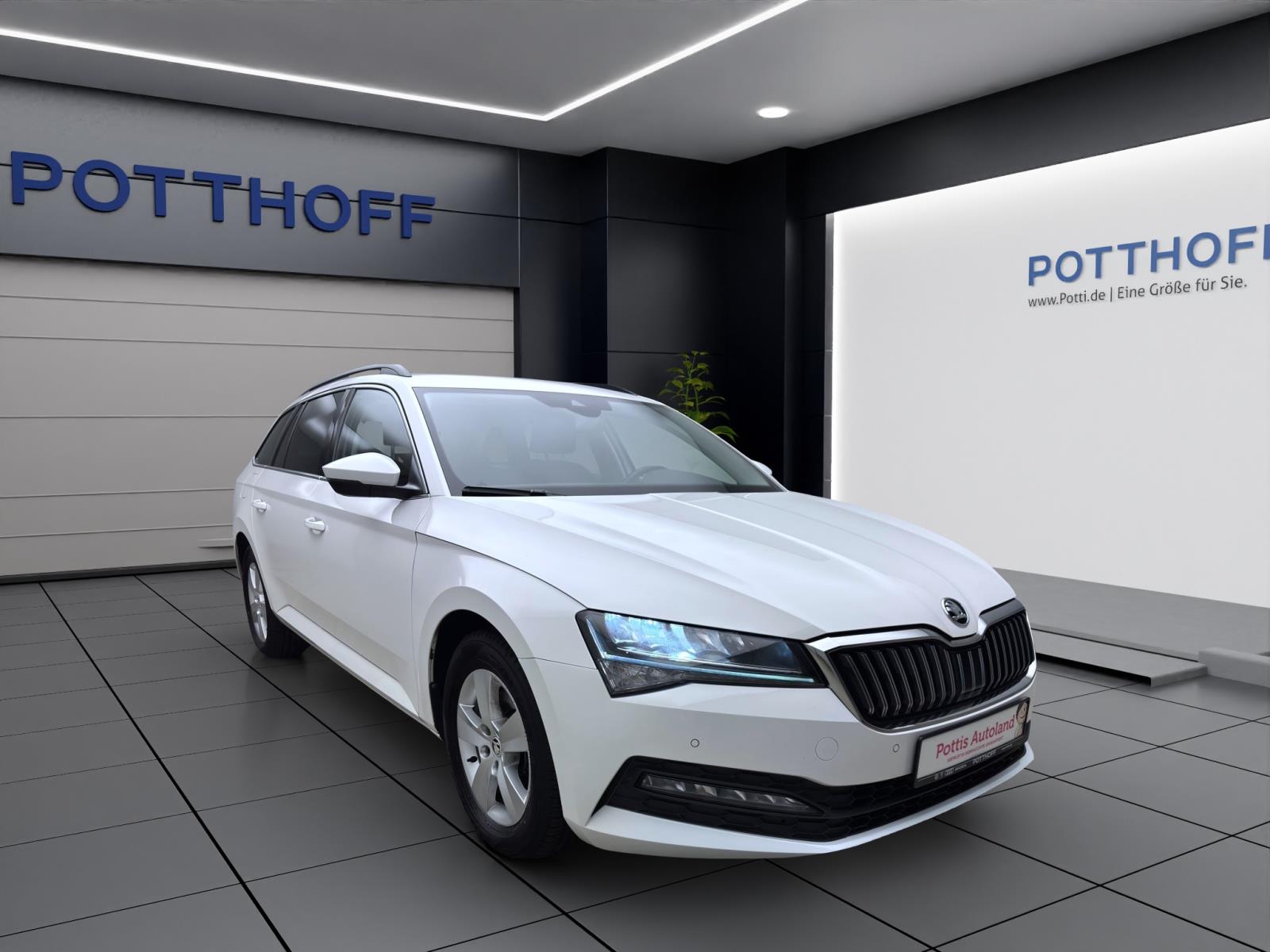 Skoda Superb Combi 2.0 TDI DSG Ambition Navi ACC SideAssist LightAssist