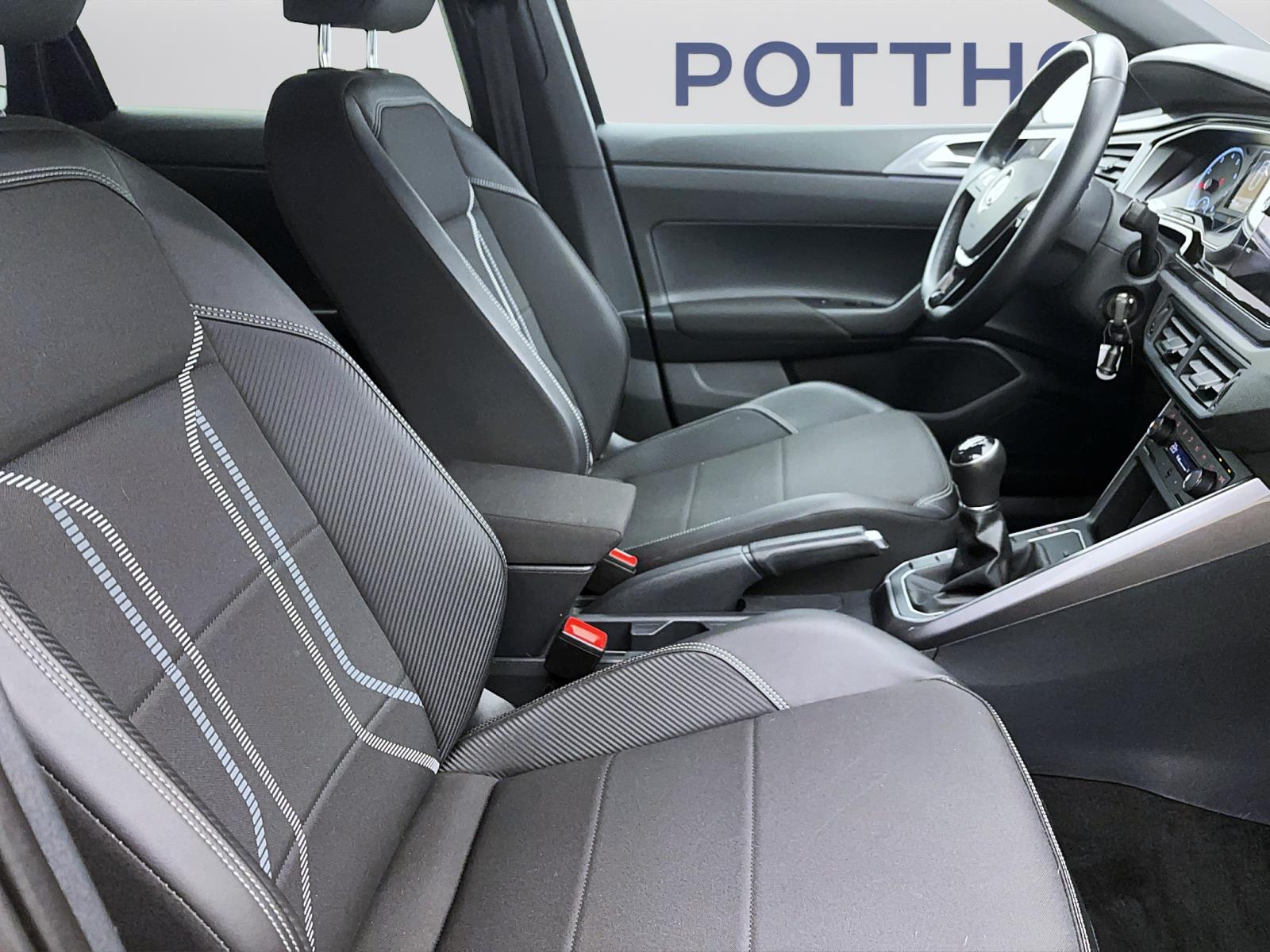 Volkswagen Polo 1.0 TSI Highline StylePaket Navi LED PDC Sitzhzg GRA