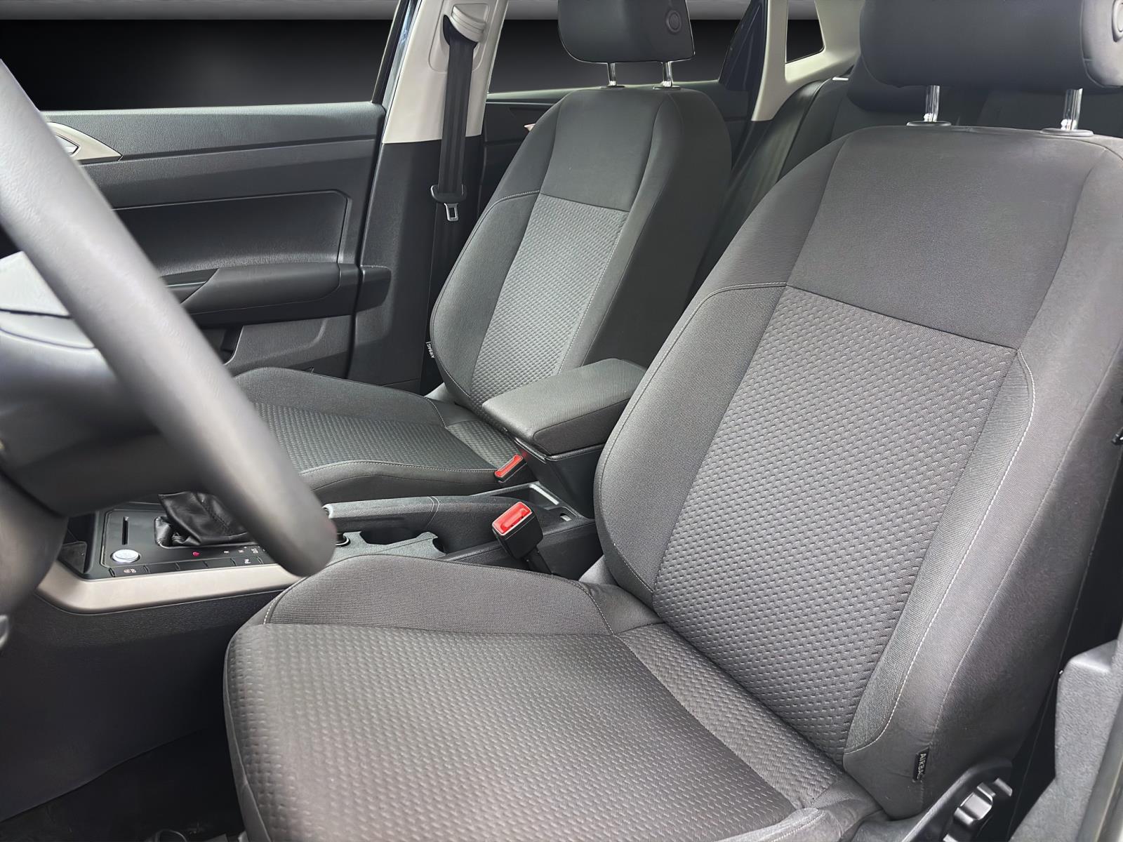 Volkswagen Polo 1.0 TSI DSG Comfortline Navi PDC Sitzhzg AppConnect FrontAssist