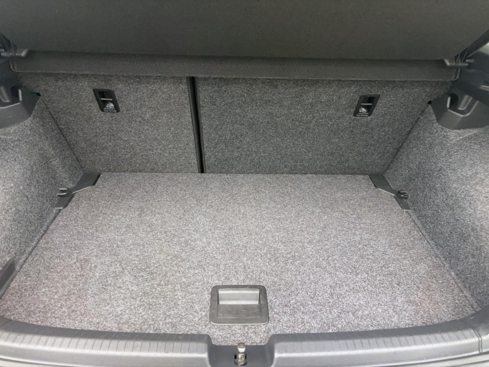 Volkswagen Polo 1.0 TSI DSG COMFORTLINE NAVI PDC SITZHZG GRA