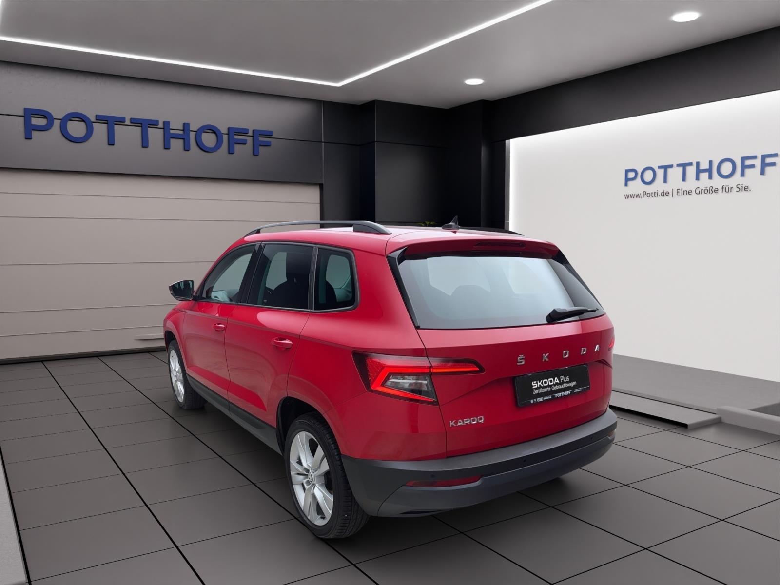 Skoda Karoq 1.5 TSI DSG Style PDC Kamera Navi SmartLink Tempo