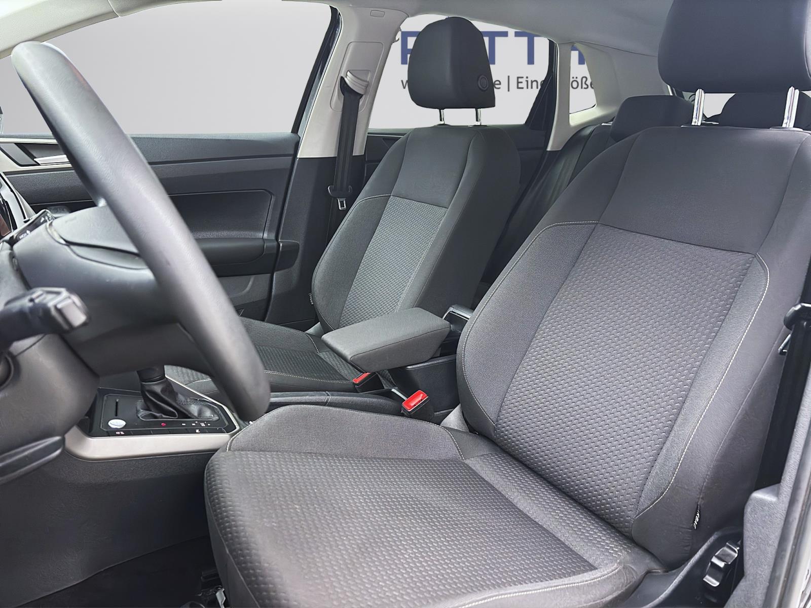 Volkswagen Polo 1.0 TSI DSG Comfortline Navi PDC Sitzhzg FrontAssist GRA Klima