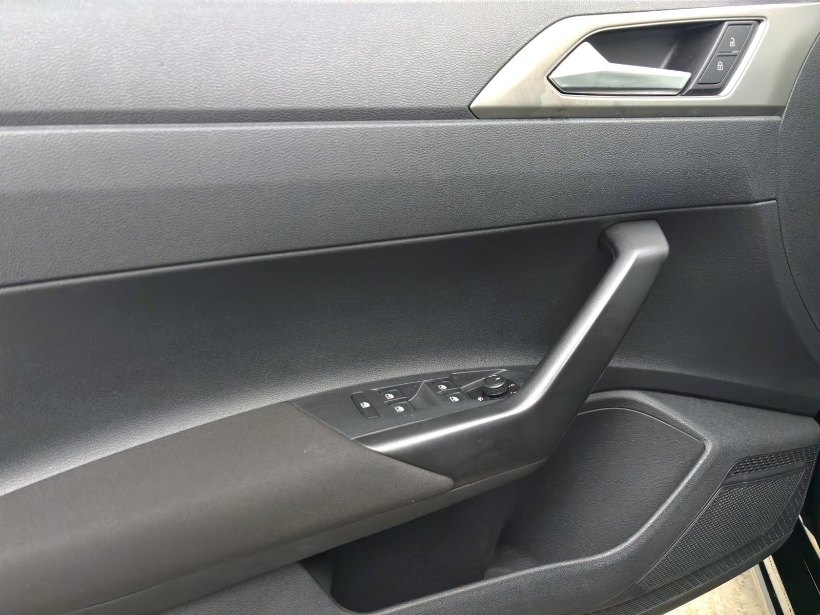 Volkswagen Polo 1.0 TSI DSG Comfortline Navi PDC Sitzhzg FrontAssist GRA Klima