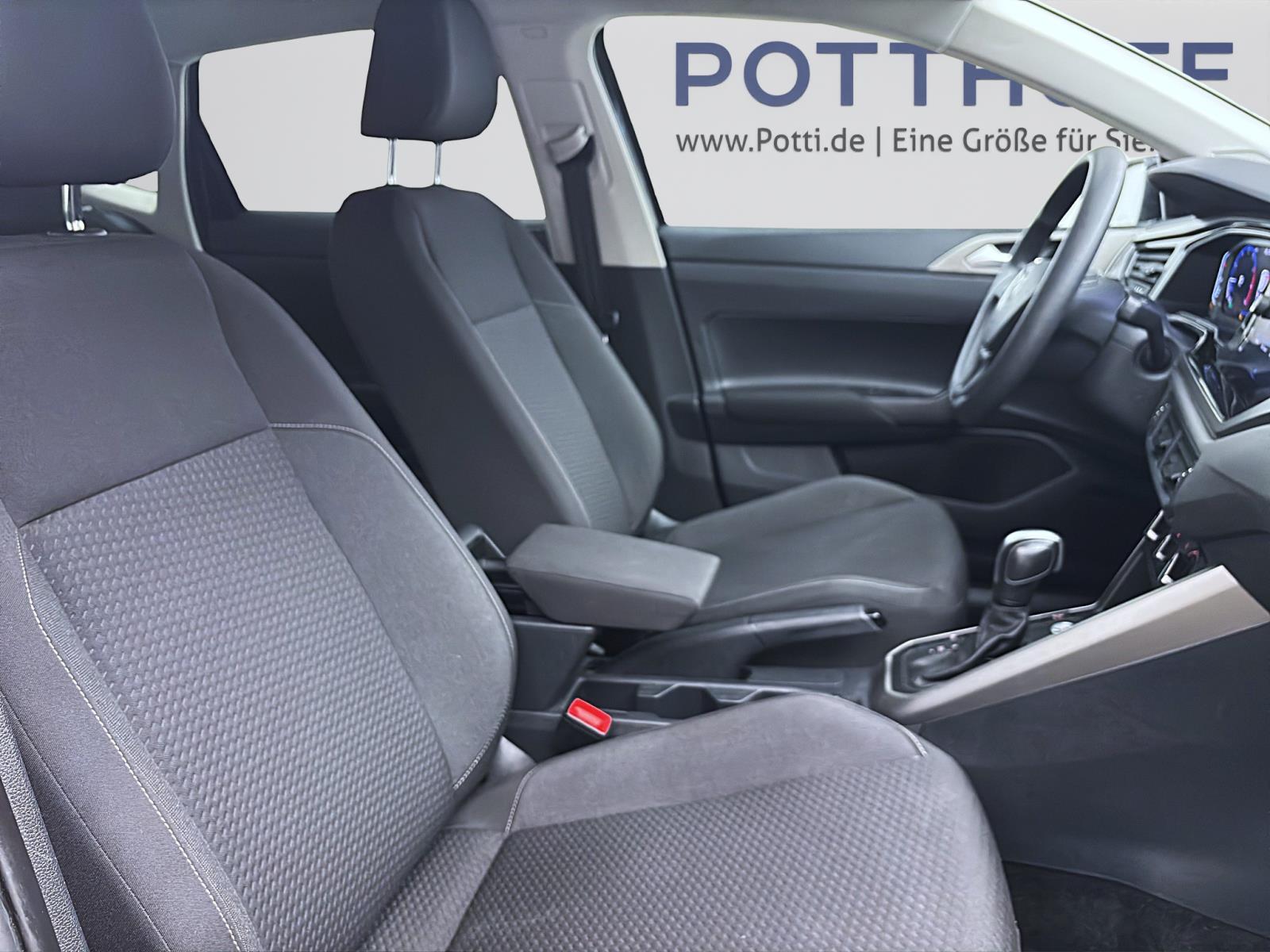 Volkswagen Polo 1.0 TSI DSG Comfortline Navi PDC Sitzhzg FrontAssist GRA Klima