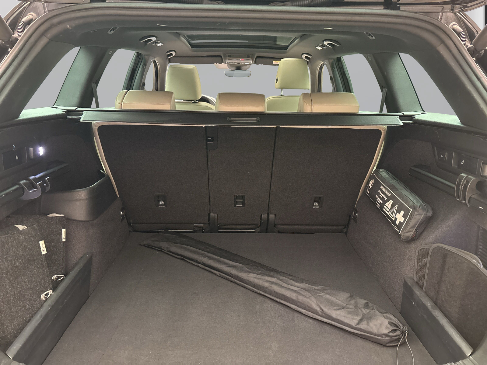 Skoda Kodiaq 2.0 TDI DSG L&K 4x4 Standhzg Pano AHK ACC AreaView LED