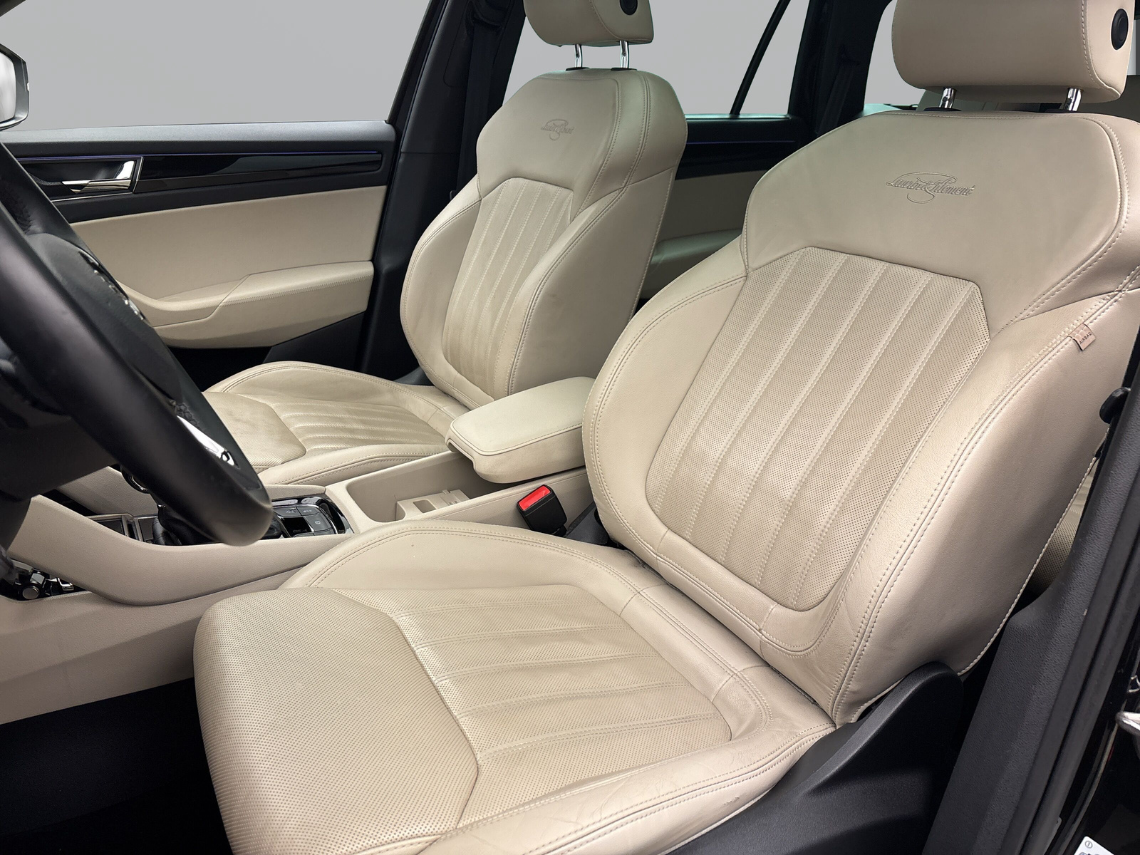 Skoda Kodiaq 2.0 TDI DSG L&K 4x4 Standhzg Pano AHK ACC AreaView LED