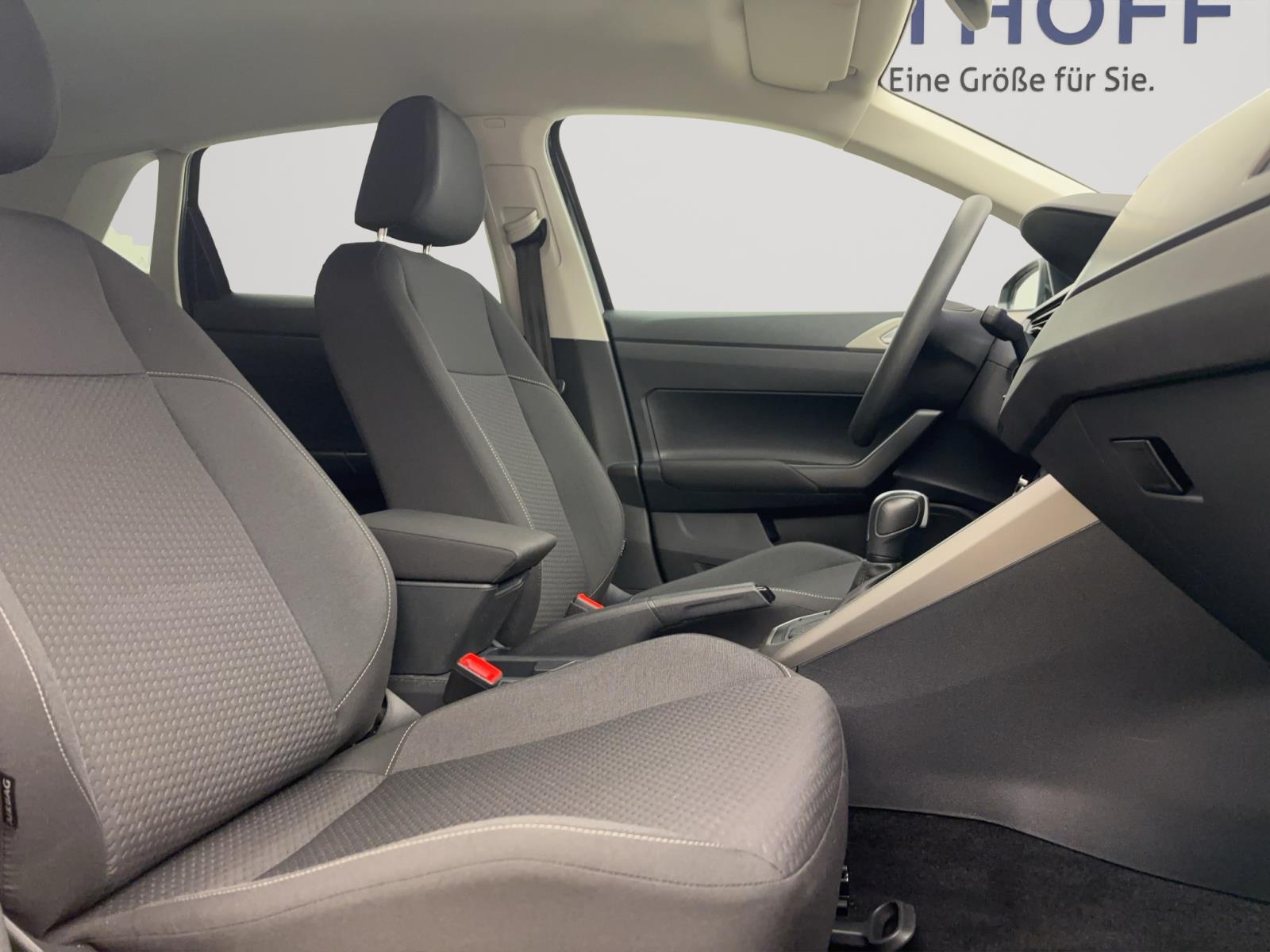 Volkswagen Polo 1.0 TSI DSG Comfortline PDC Navi AppConnect Sitzhzg Keyless