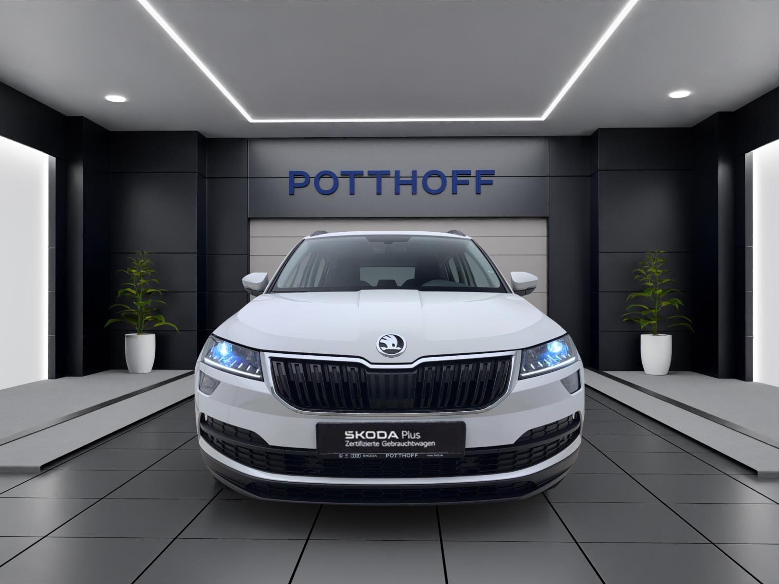 Skoda Karoq 2.0 TDI DSG 4x4 STYLE AHK NAVI PDC LED SITZHZG