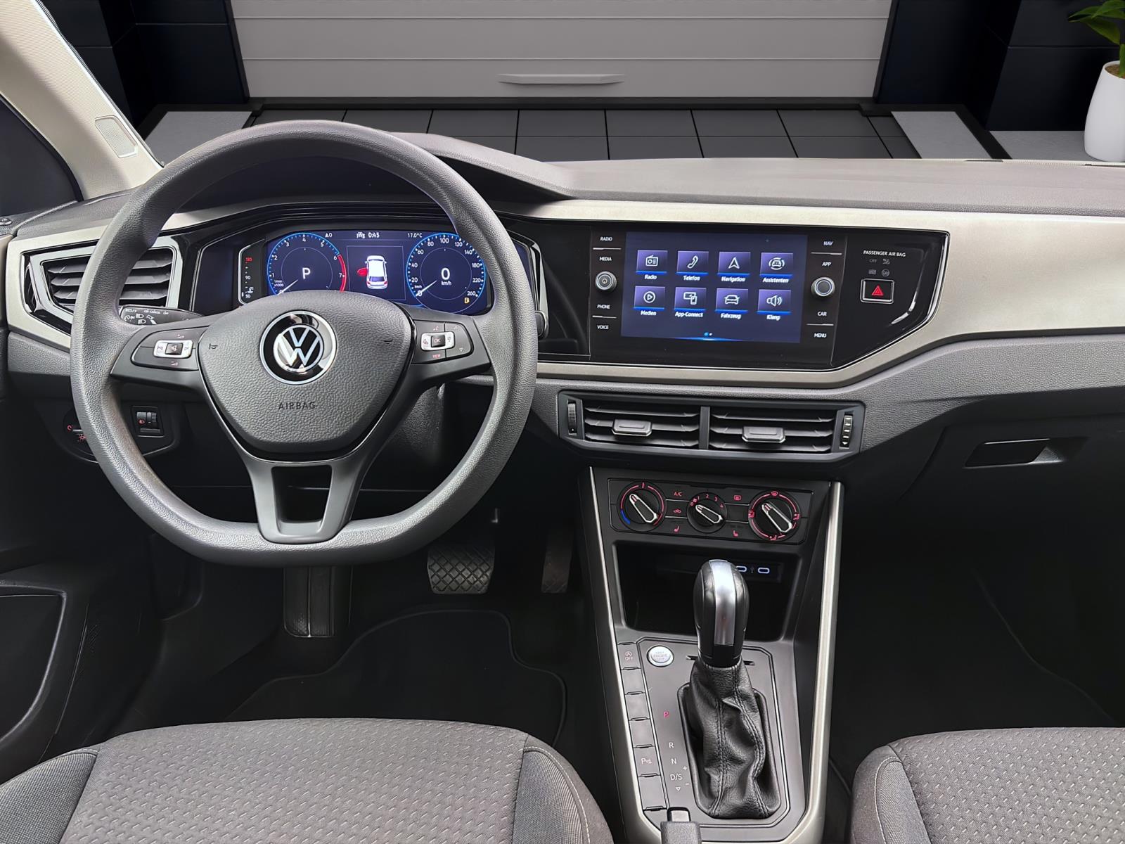 Volkswagen Polo 1.0 TSI DSG Comfortline Navi PDC Sitzhzg AppConnect GRA FrontAsist