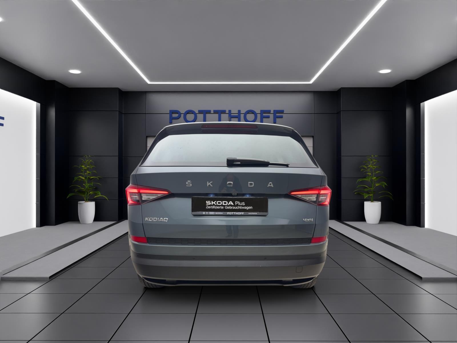 Skoda Kodiaq 2.0 TDI DSG Style 4x4 Standhzg Navi LED ACC RearView