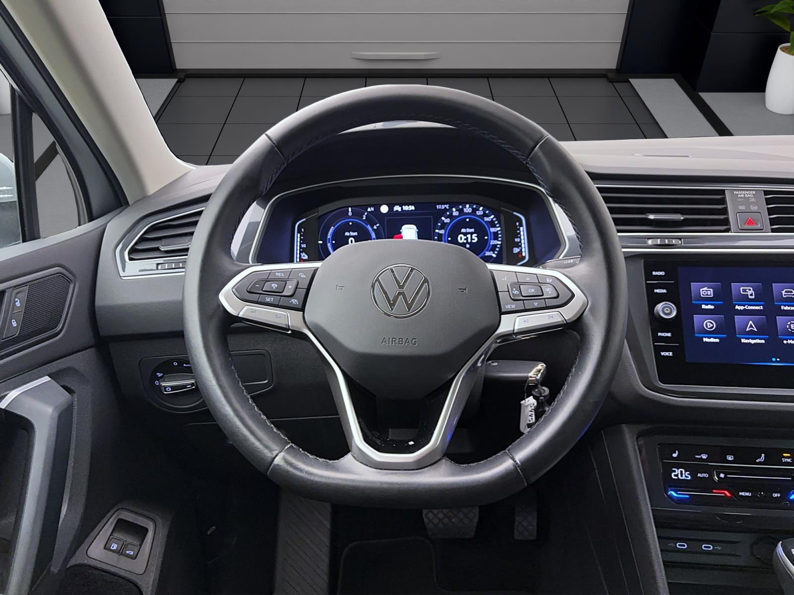 Volkswagen Tiguan 1.4 TSI eHybrid DSG EleganceIQ.Light Navi ACC RearView TravelAssist