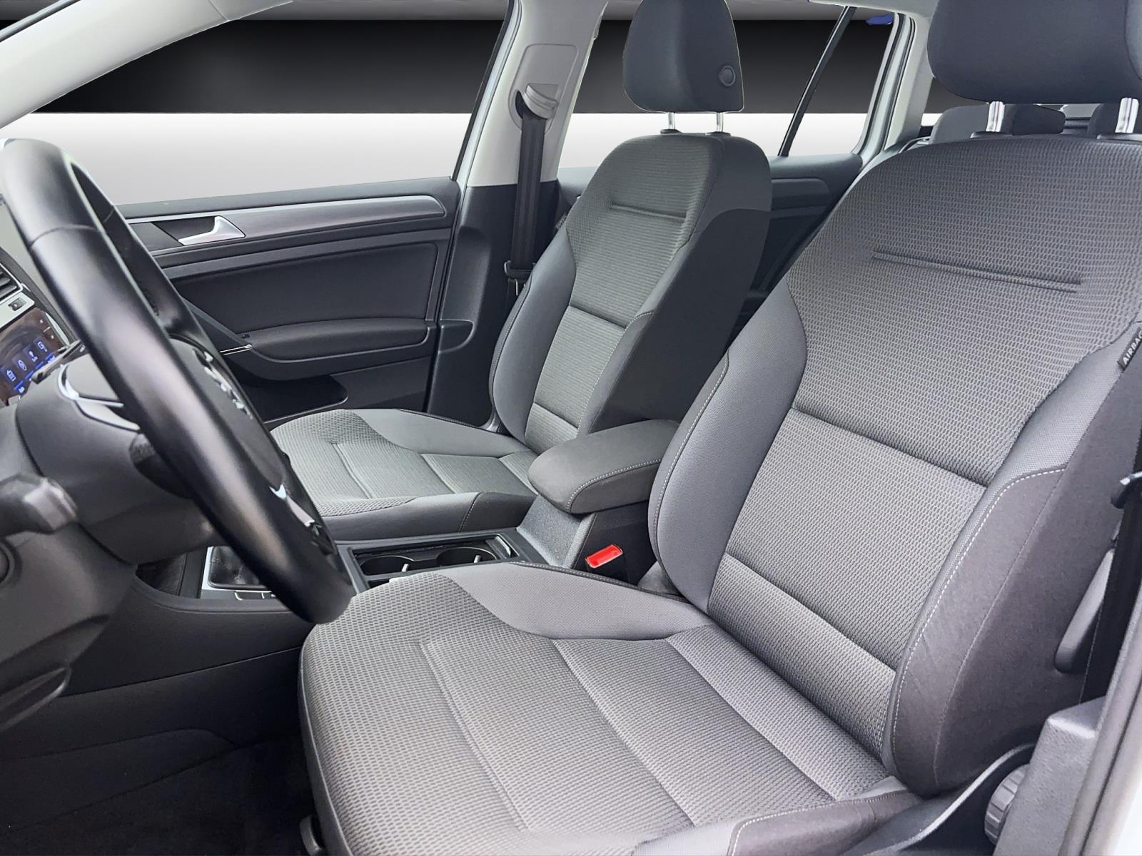 Volkswagen Golf Variant 7 VII 1.5 TSI ComfortlineNavi PDC Sitzhzg Business-Paket