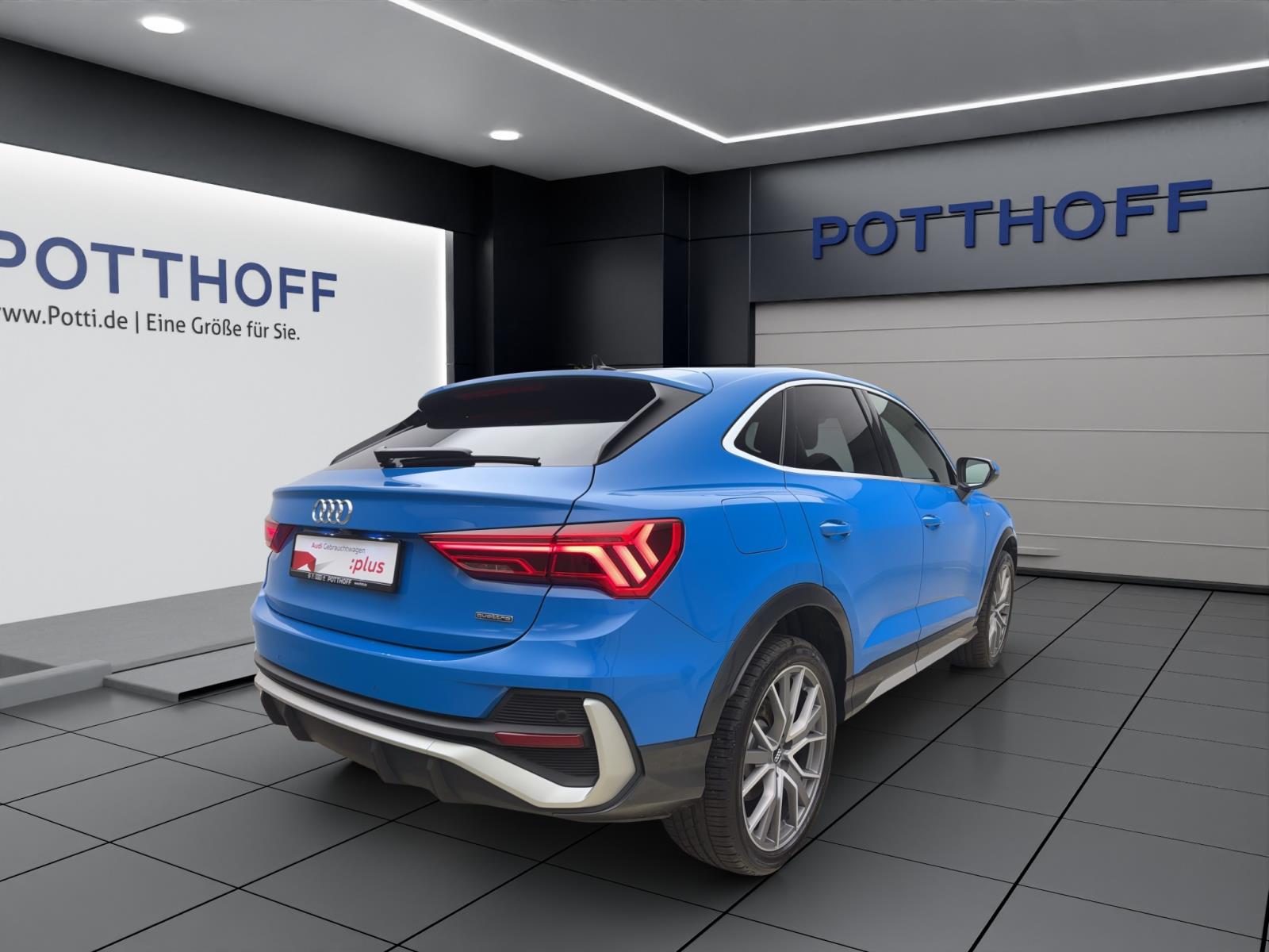 Audi Q3 Sportback 40 TFSI q S line AHK ACC PDC Kamera Matrix Sitzhzg