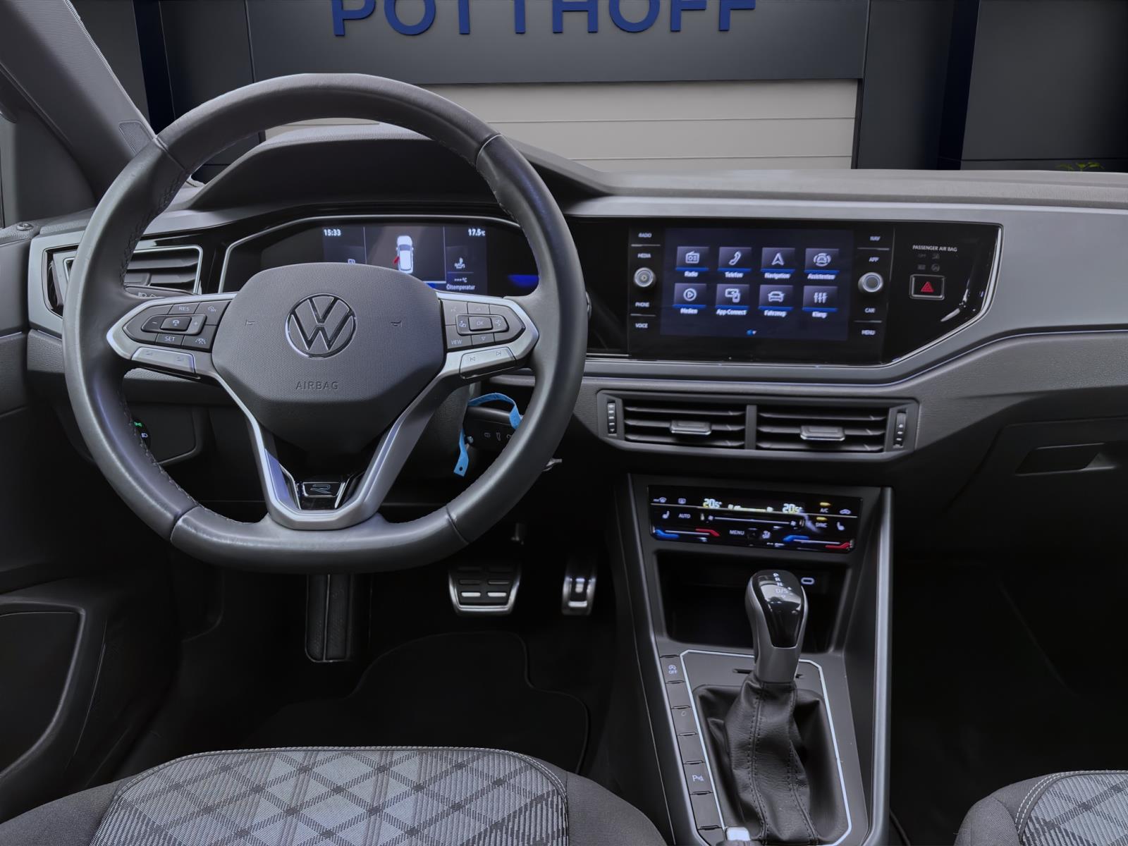 Volkswagen Polo 1.0 TSI DSG R-LINE IQ.LIGHT ACC PDC