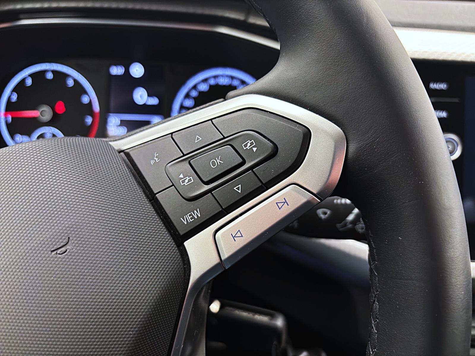 Volkswagen T-Cross 1.0 TSI Move Navi PDC Sitzhzg LightAssist LaneAssist