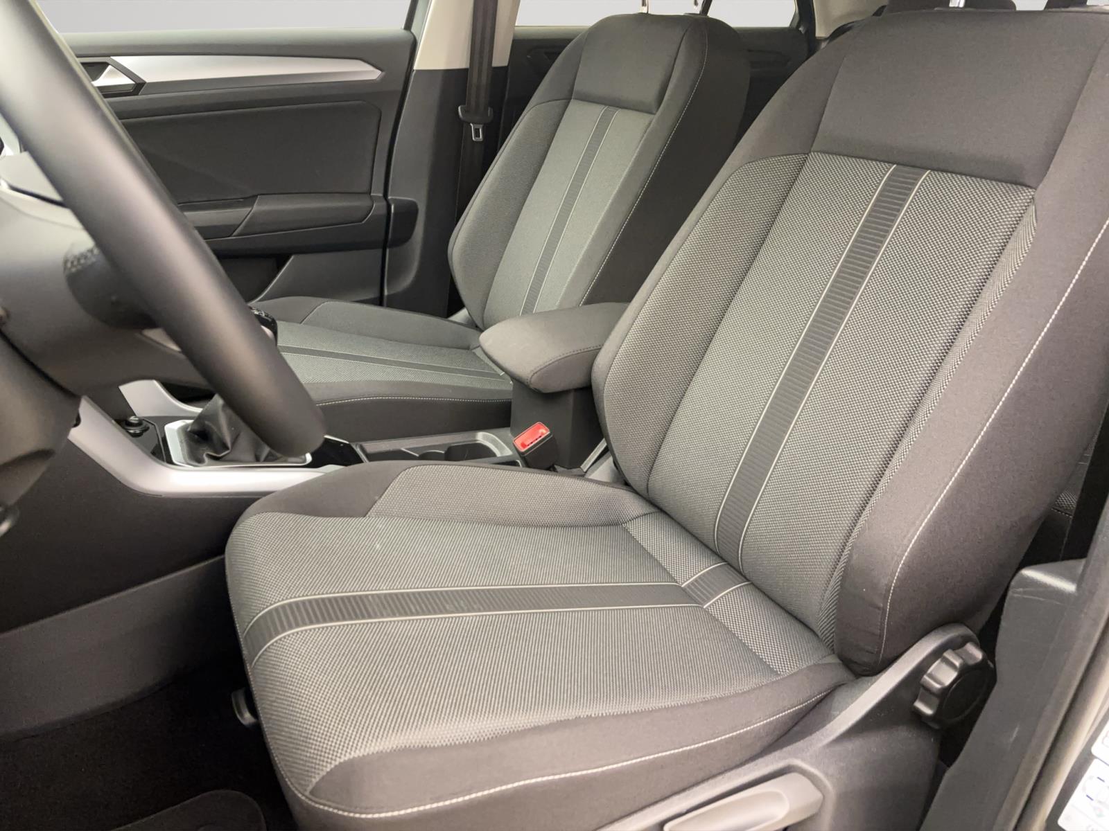 Volkswagen T-Roc 1.0 TSI Life Navi LED ParkAssist PDC Sitzhzg