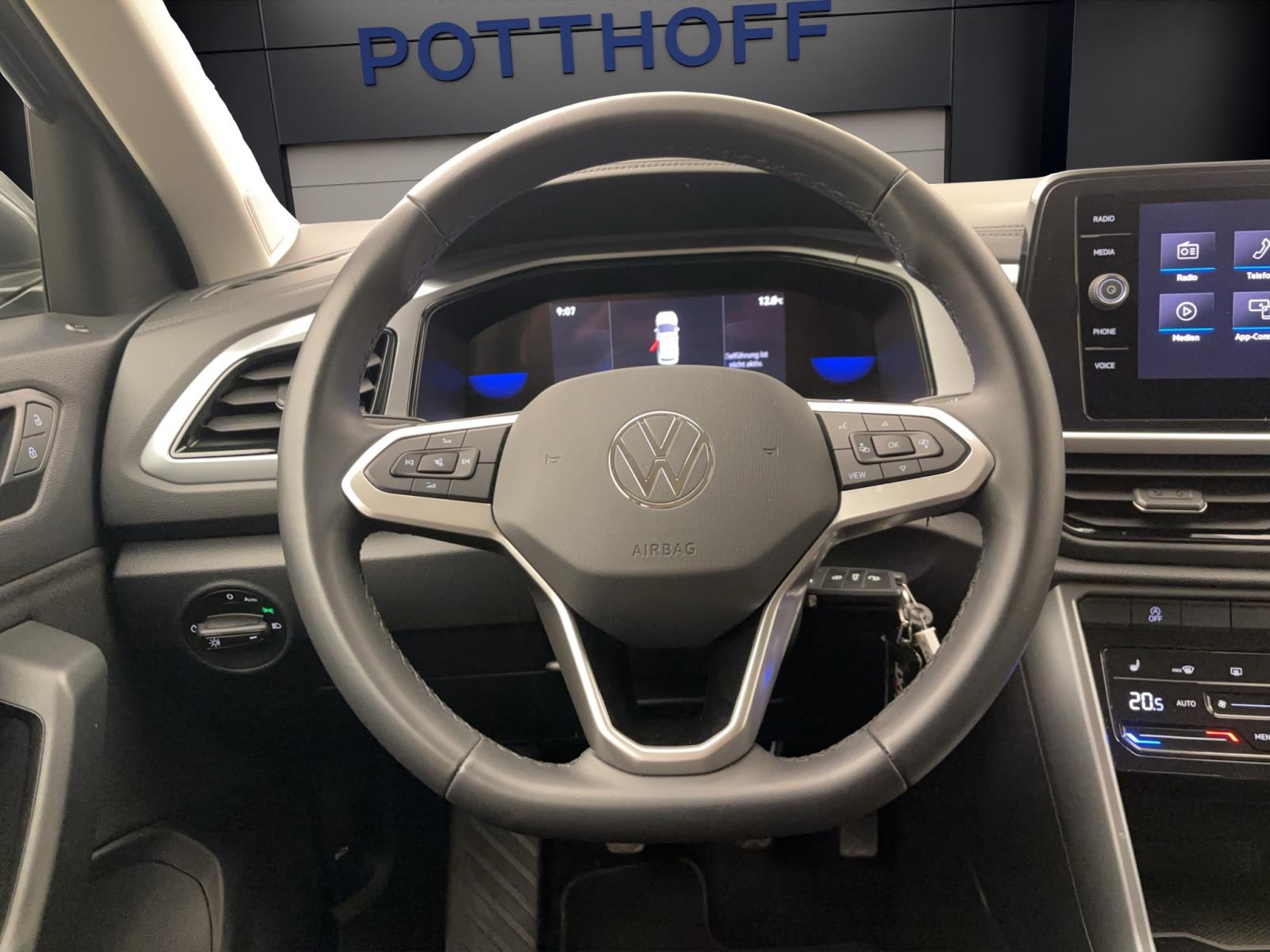 Volkswagen T-Roc 1.0 TSI Life Navi LED ParkAssist PDC Sitzhzg
