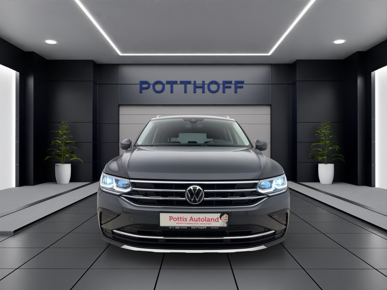 Volkswagen Tiguan 1.5 TSI DSG Elegance ACC PDC LED Navi AppConnect Sport