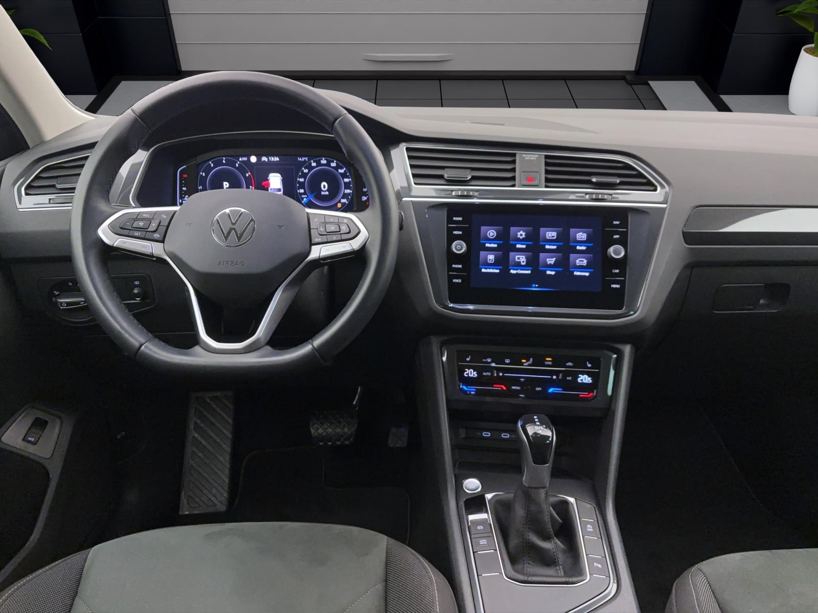 Volkswagen Tiguan 1.5 TSI DSG Elegance ACC PDC LED Navi AppConnect Sport