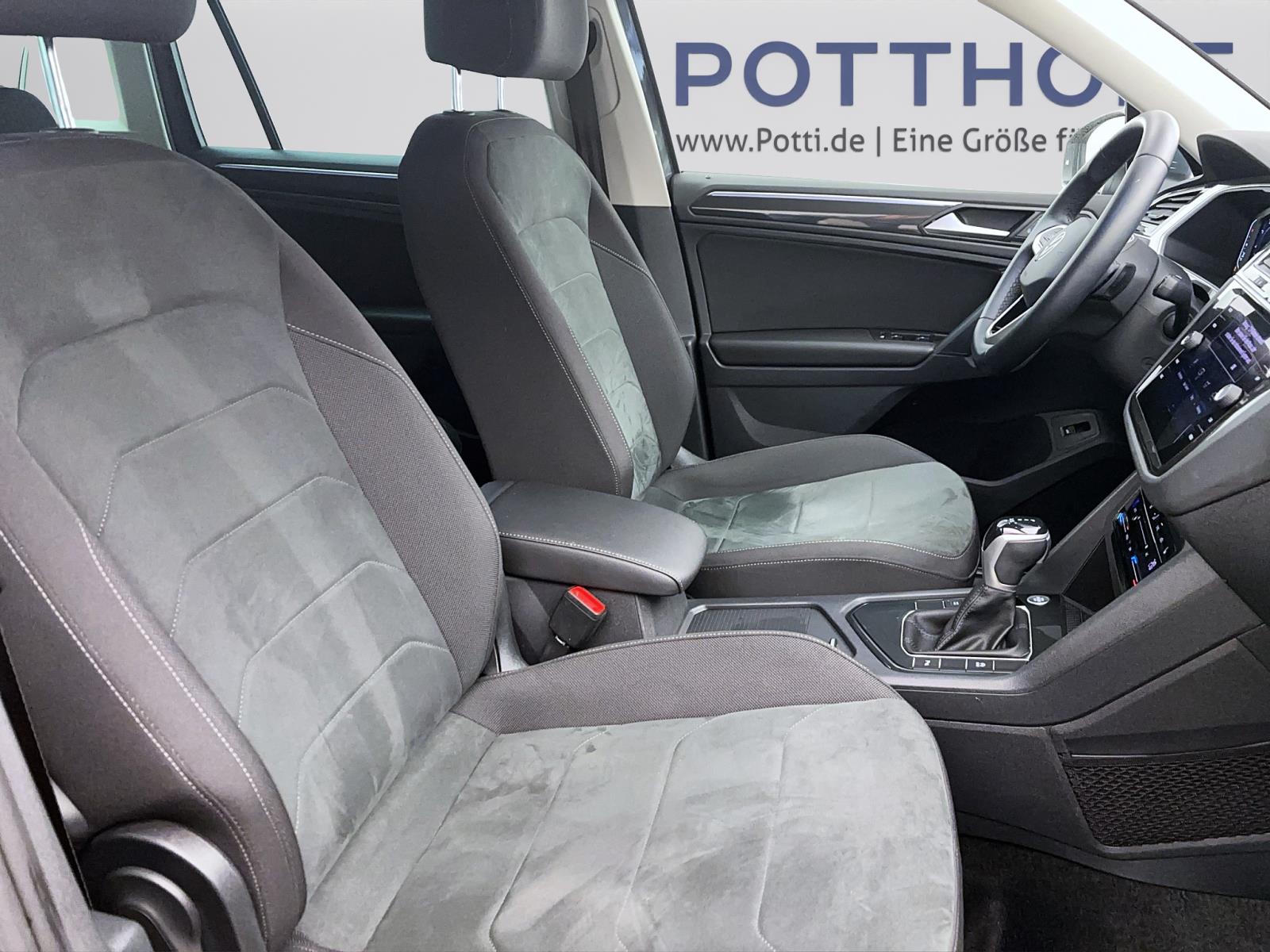 Volkswagen Tiguan 1.5 TSI DSG Elegance ACC PDC LED Navi AppConnect Sport