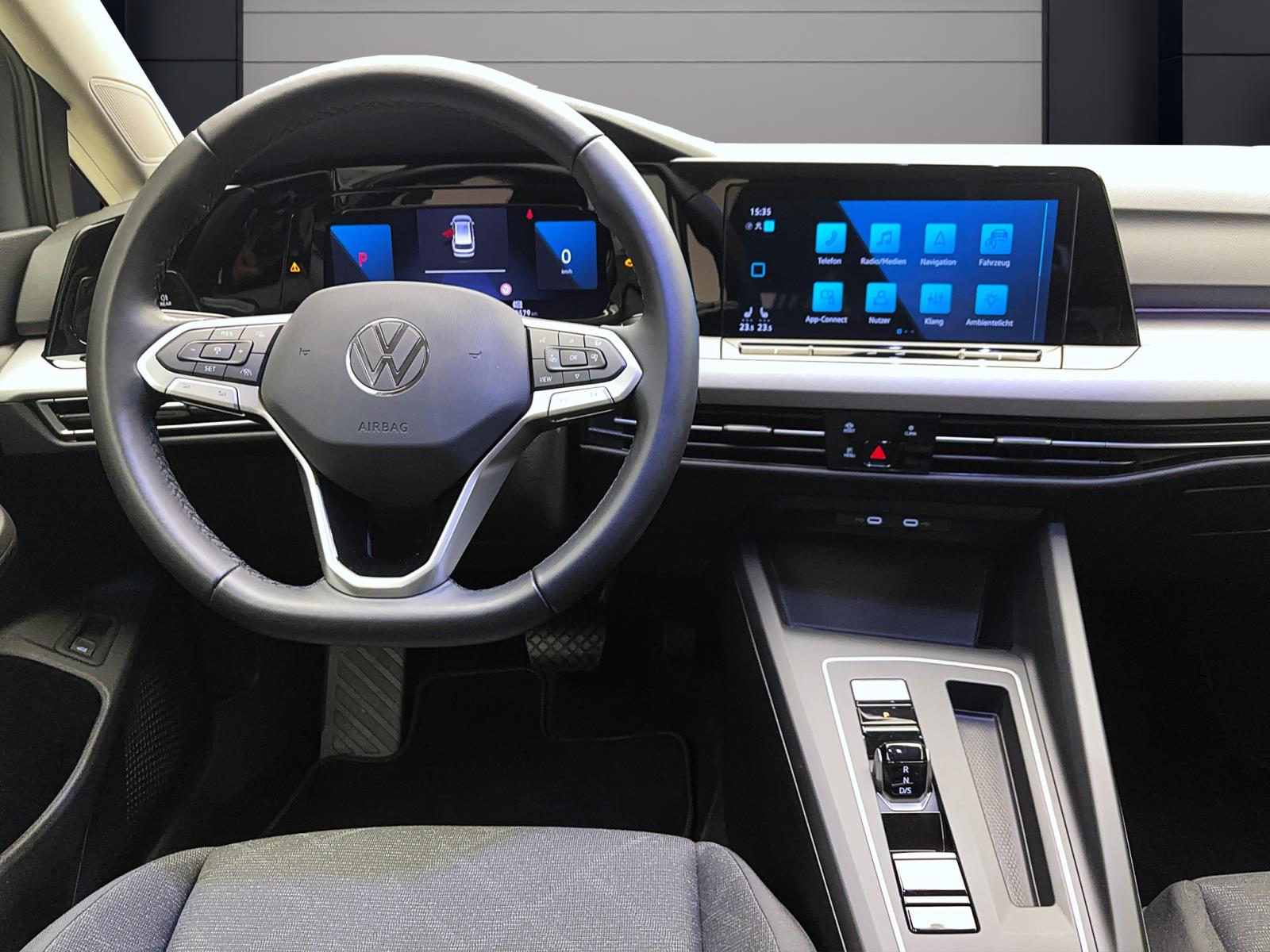 Volkswagen Golf Variant 1.0 TSI DSG Life ACC PDC LED Navi AppConnect