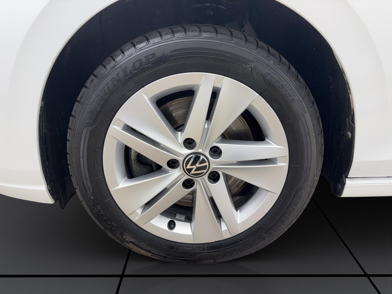 Volkswagen Golf Variant 8 2.0 TDI DSG Life AHK PDC Kamera LED Navi AppConnect