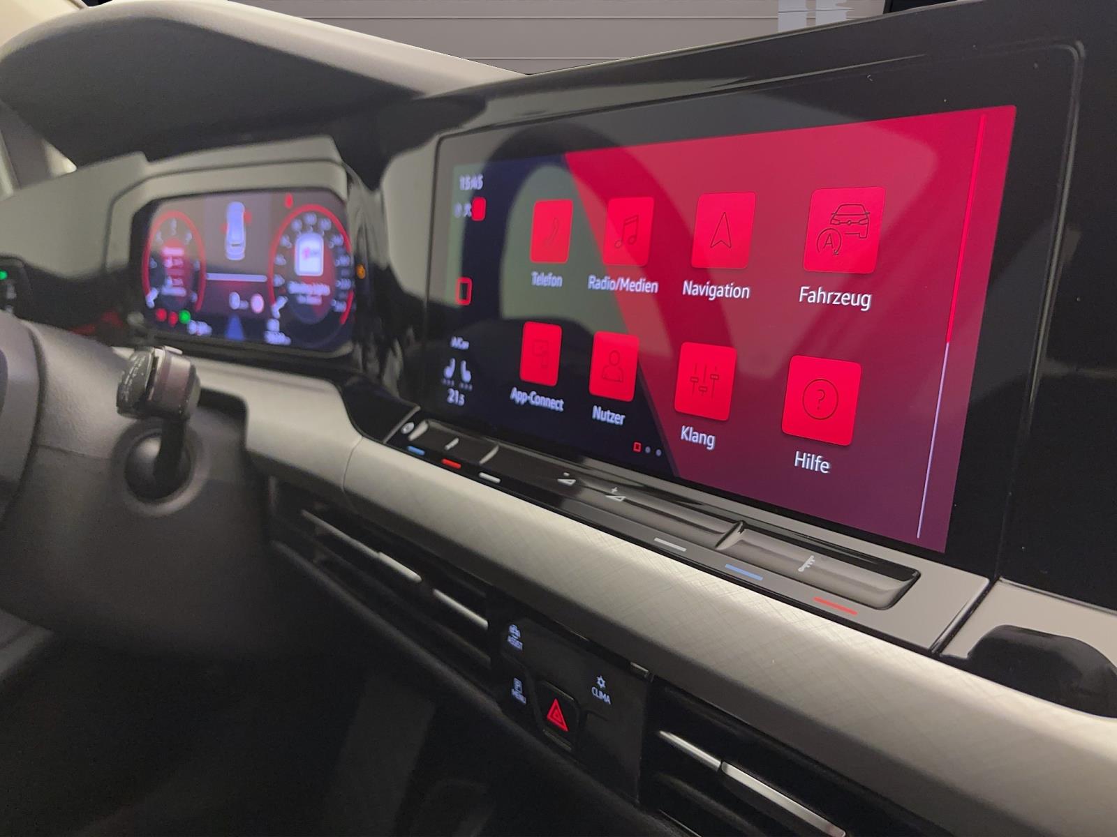 Volkswagen Golf Variant 8 2.0 TDI DSG Life AHK PDC Kamera LED Navi AppConnect