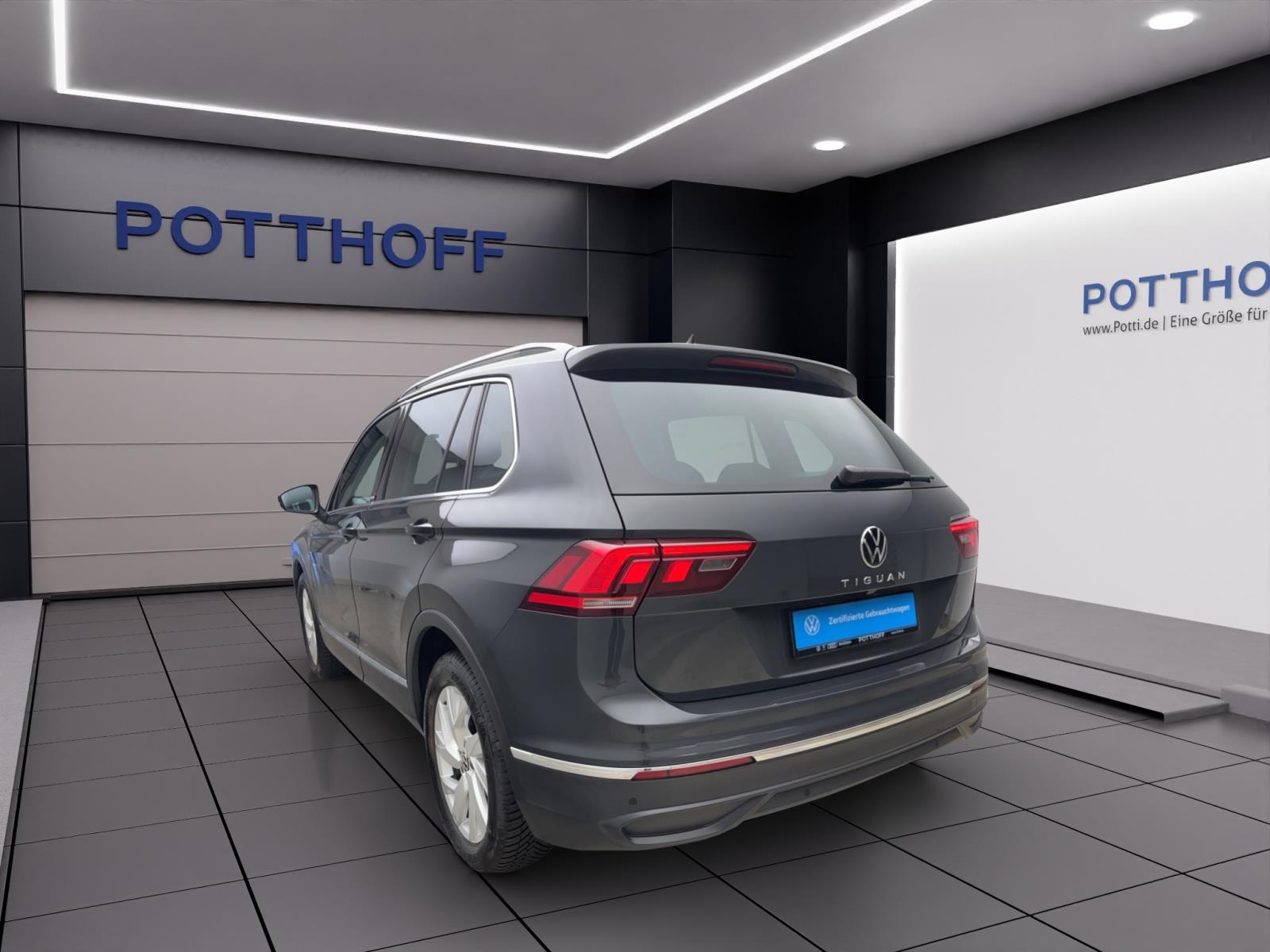 Volkswagen Tiguan 2.0 TDI Move AHK ACC PDC Kamera LED Navi Sitzhzg