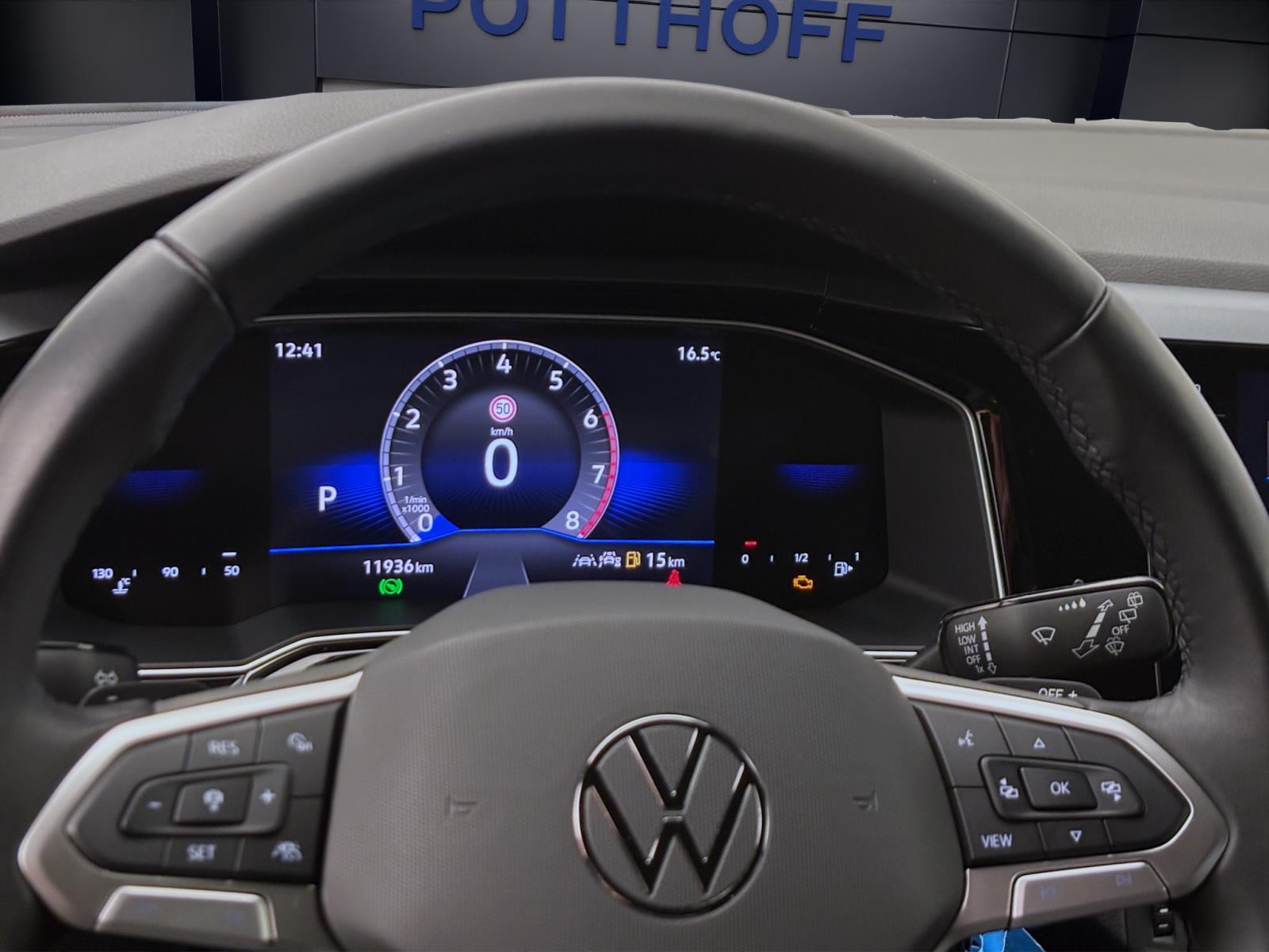 Volkswagen Polo 1.0 TSI DSG R-LINE IQ.LIGHT ACC KAMERA PDC