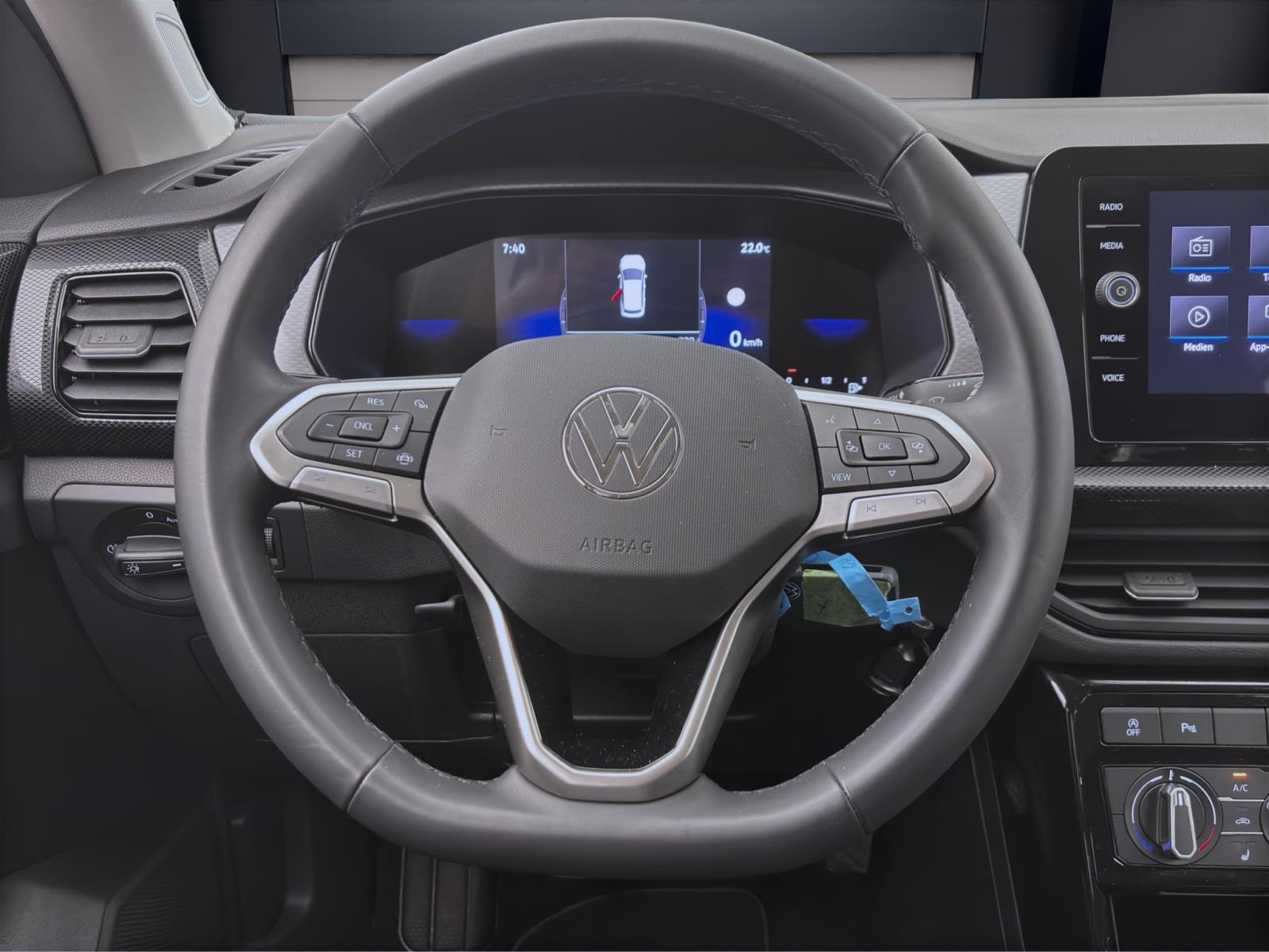Bild 10: Volkswagen T-Cross 1.0 TSI LIFE SITZHZG LED KLIMA PDC