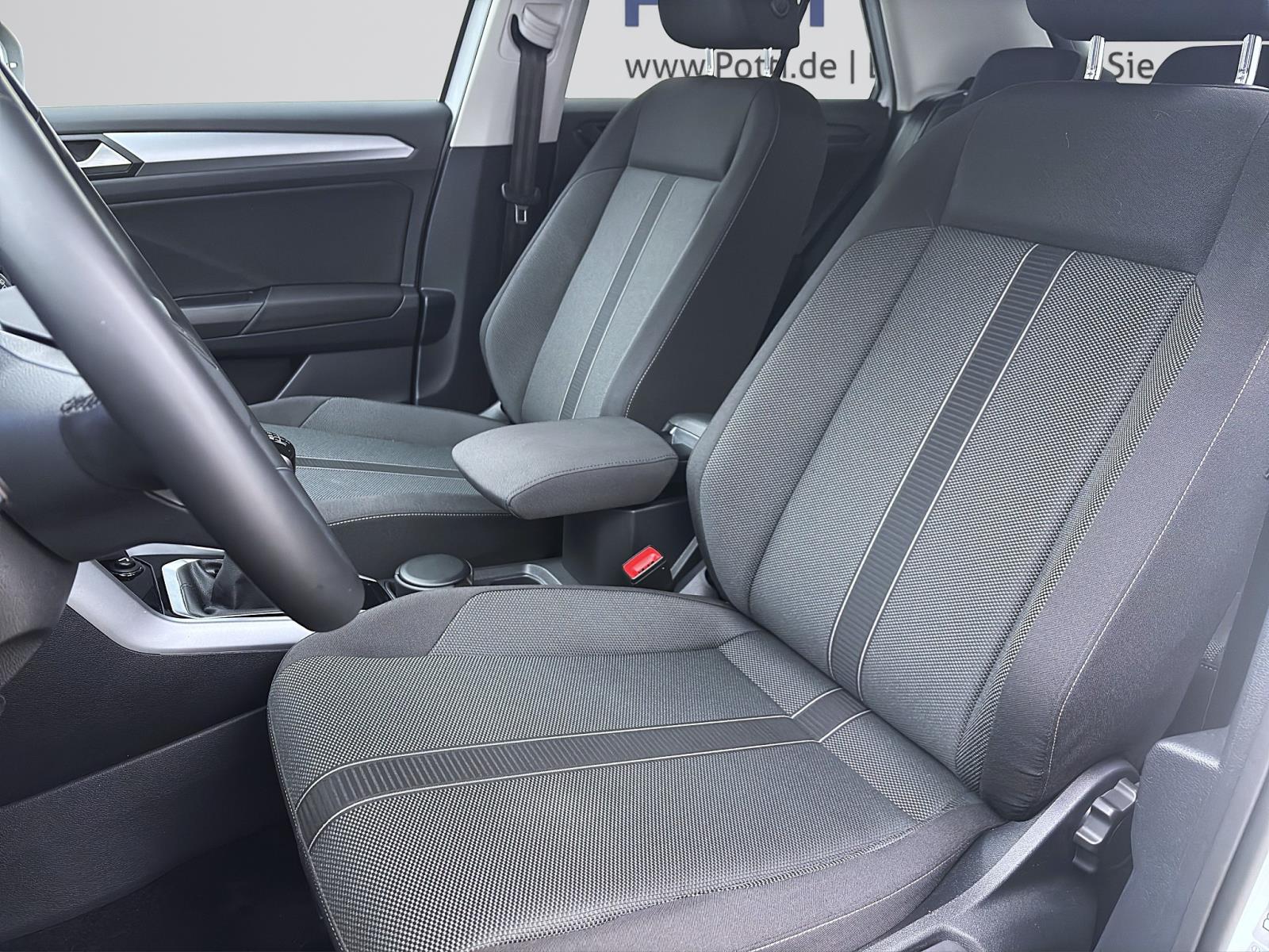 Volkswagen T-Roc 1.0 TSI NAVI LED PARK-ASSIST APPCONNECT