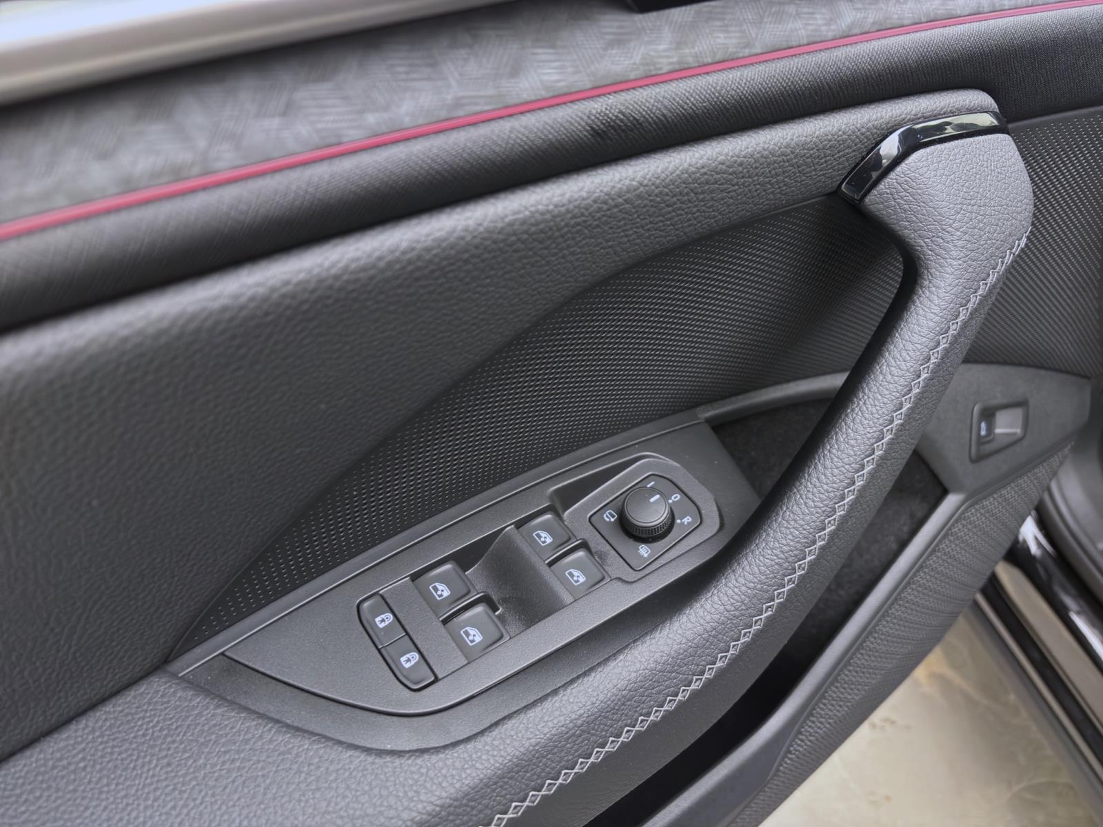 Skoda Kodiaq 2.0 TDI DSG 4x4 SELECTION STANDHZG PANK AHK 360°