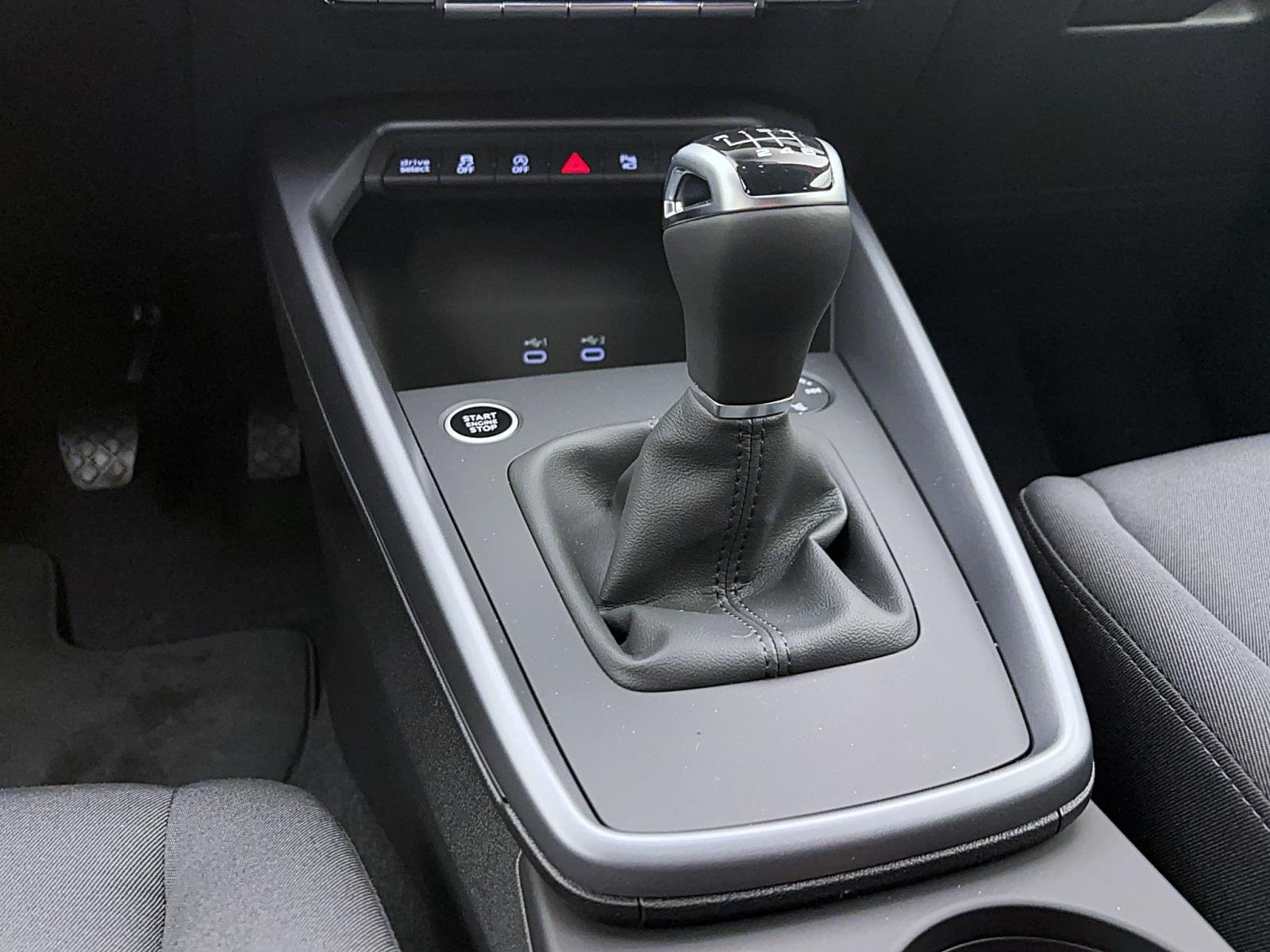 Audi A3 Sportback 30 TFSI NAVI ACC KAMERA LED SITZHZG