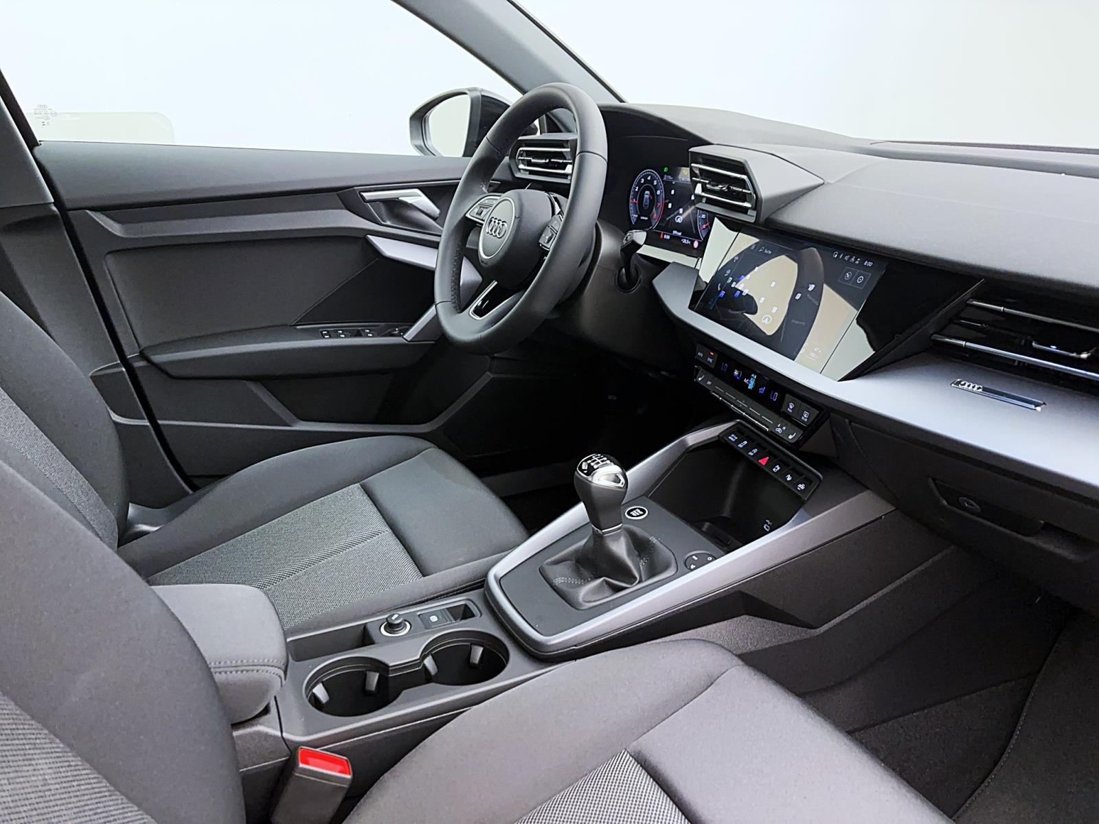 Audi A3 Sportback 30 TFSI NAVI ACC KAMERA LED SITZHZG