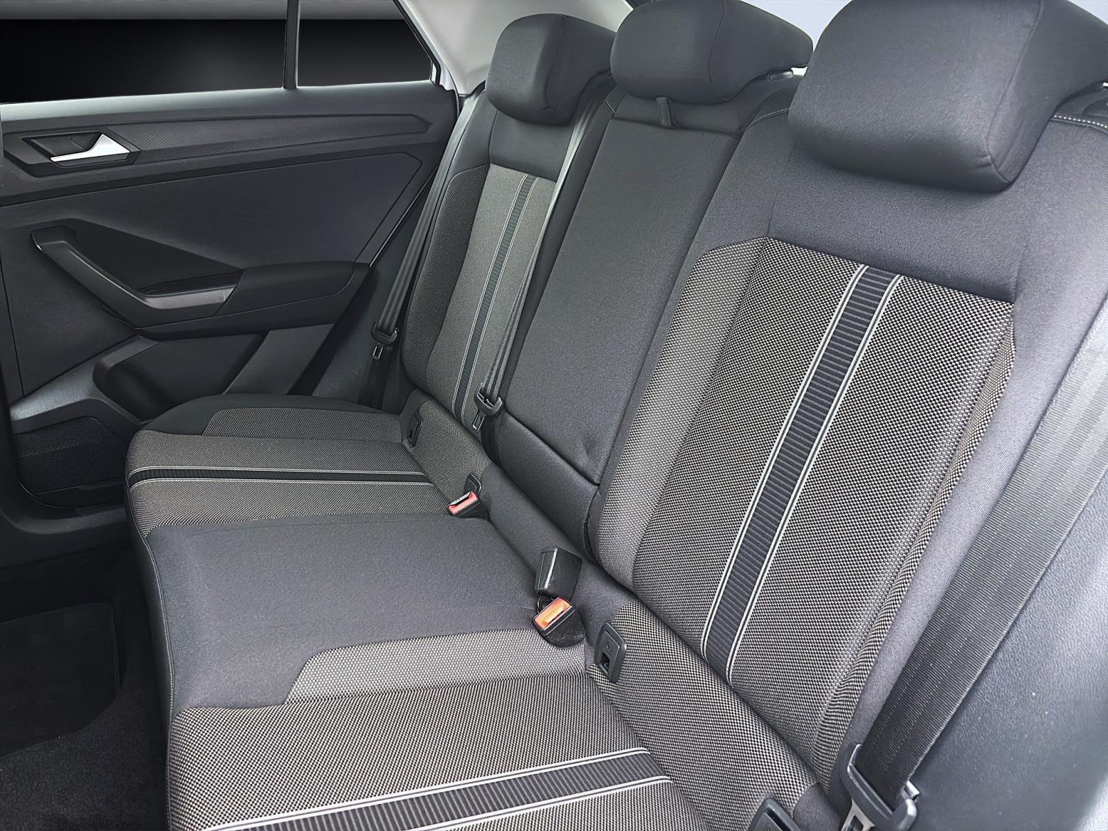 Volkswagen T-Roc 1.6 TDI StyleNavi PDC Sitzhzg LaneAssist Climatic