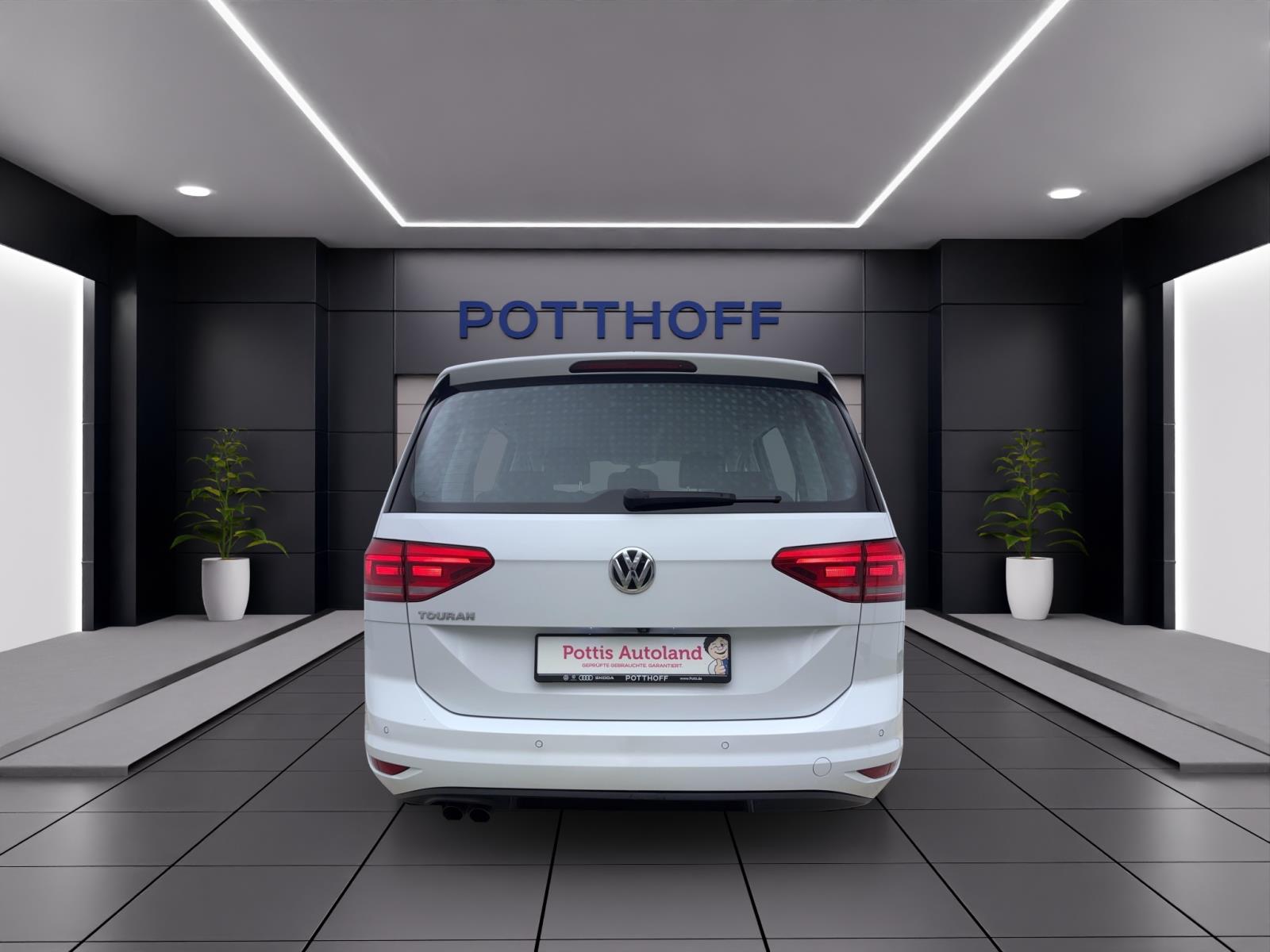 Volkswagen Touran 2.0 TDI Comfortline Standhzg AHK Navi LED RearView ACC Family-Paket