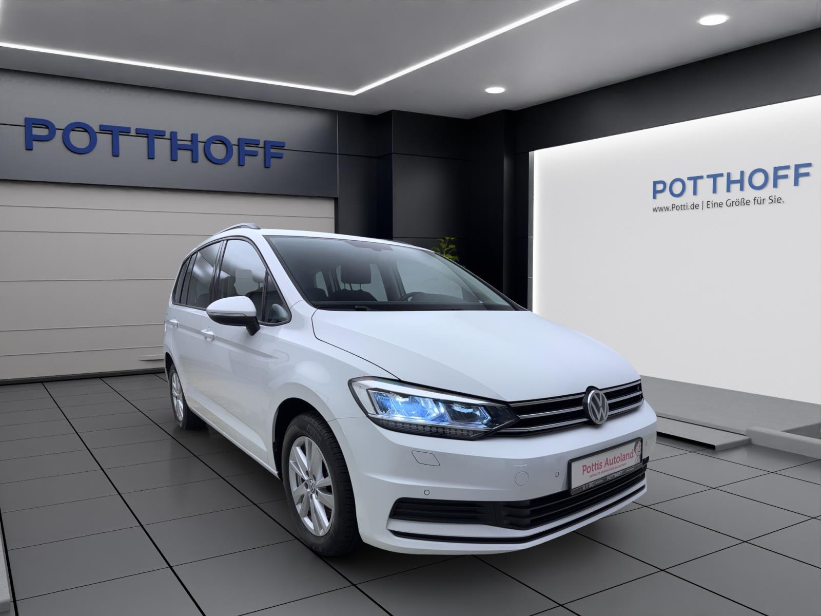 Volkswagen Touran 2.0 TDI Comfortline Standhzg AHK Navi LED RearView ACC Family-Paket