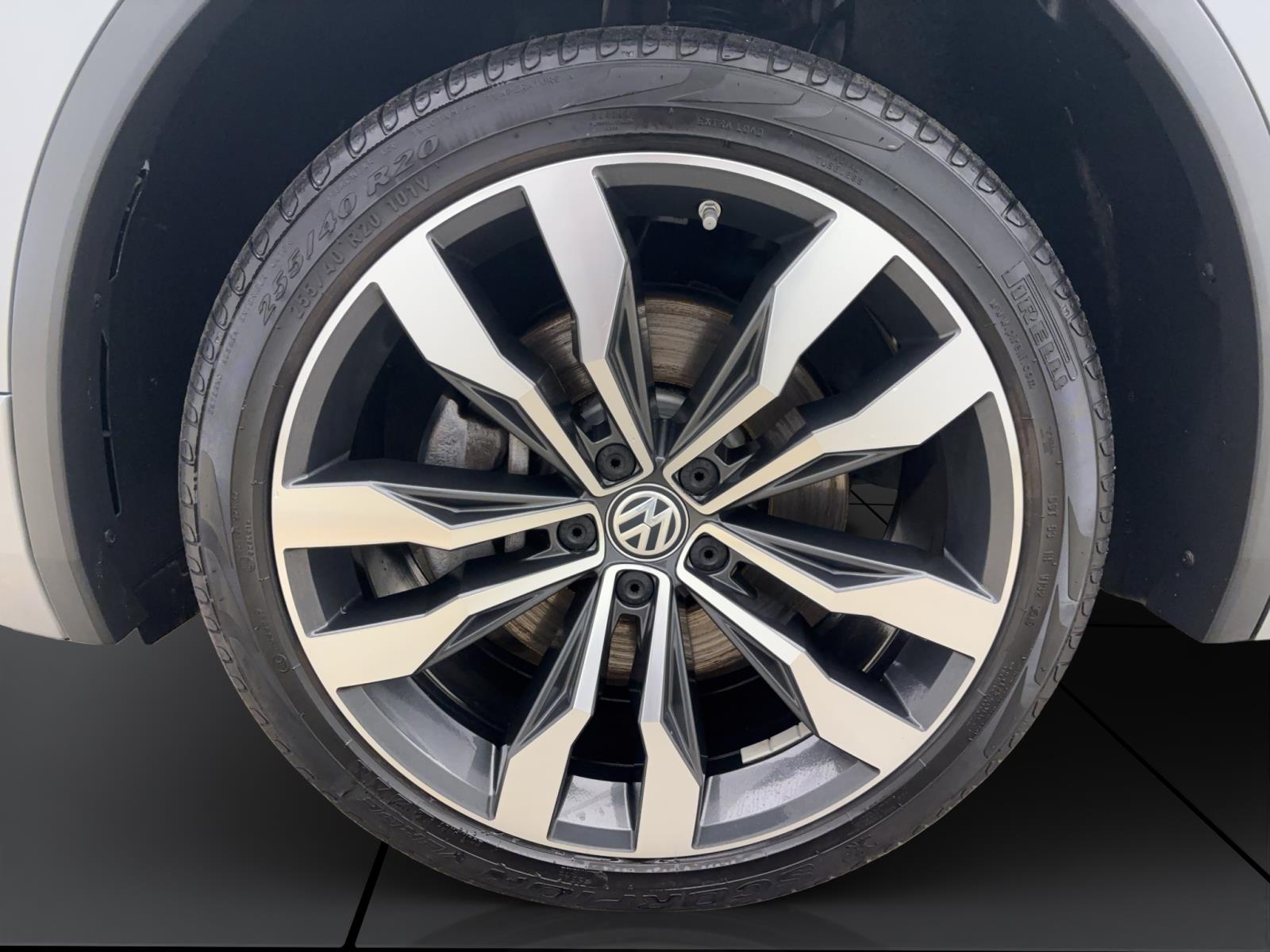 Volkswagen Tiguan Allspace 2.0 TDI DSG R-Line 4Motion Standhzg Pano AHK Navi RearView DYNAUDIO