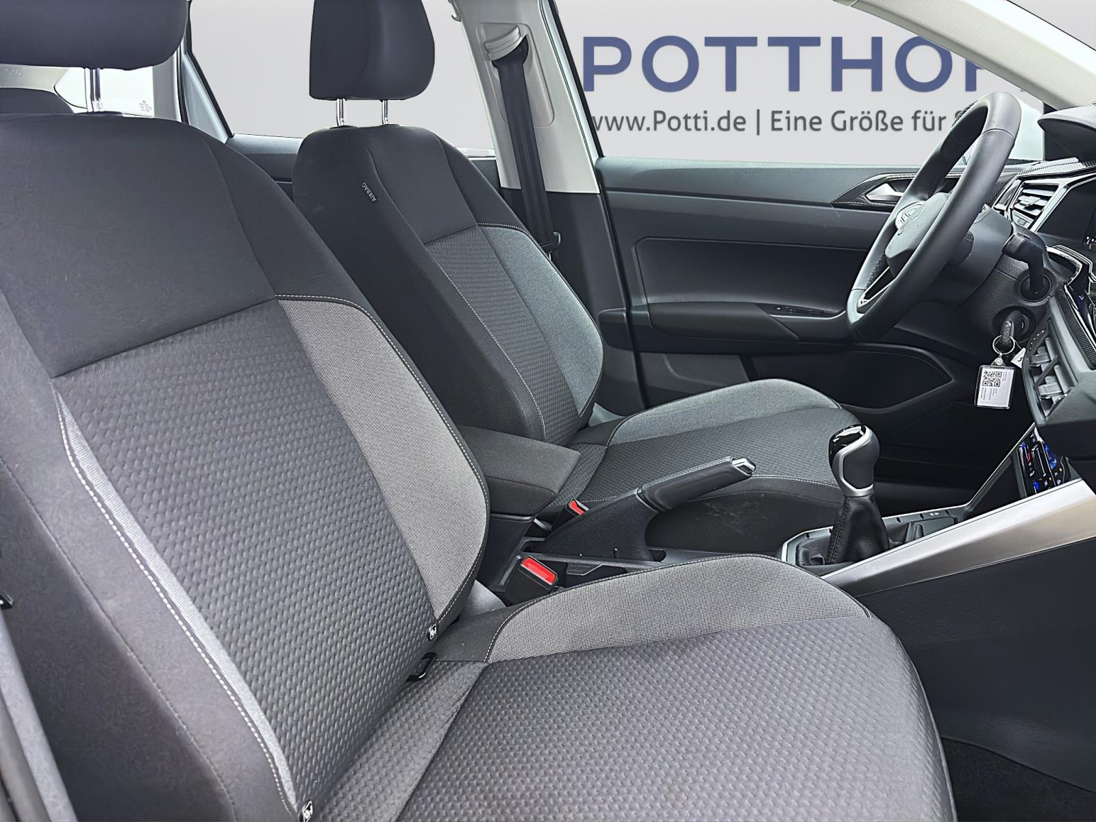Volkswagen Taigo 1.0 TSI LIFE NAVI PDC LED SITZHZG